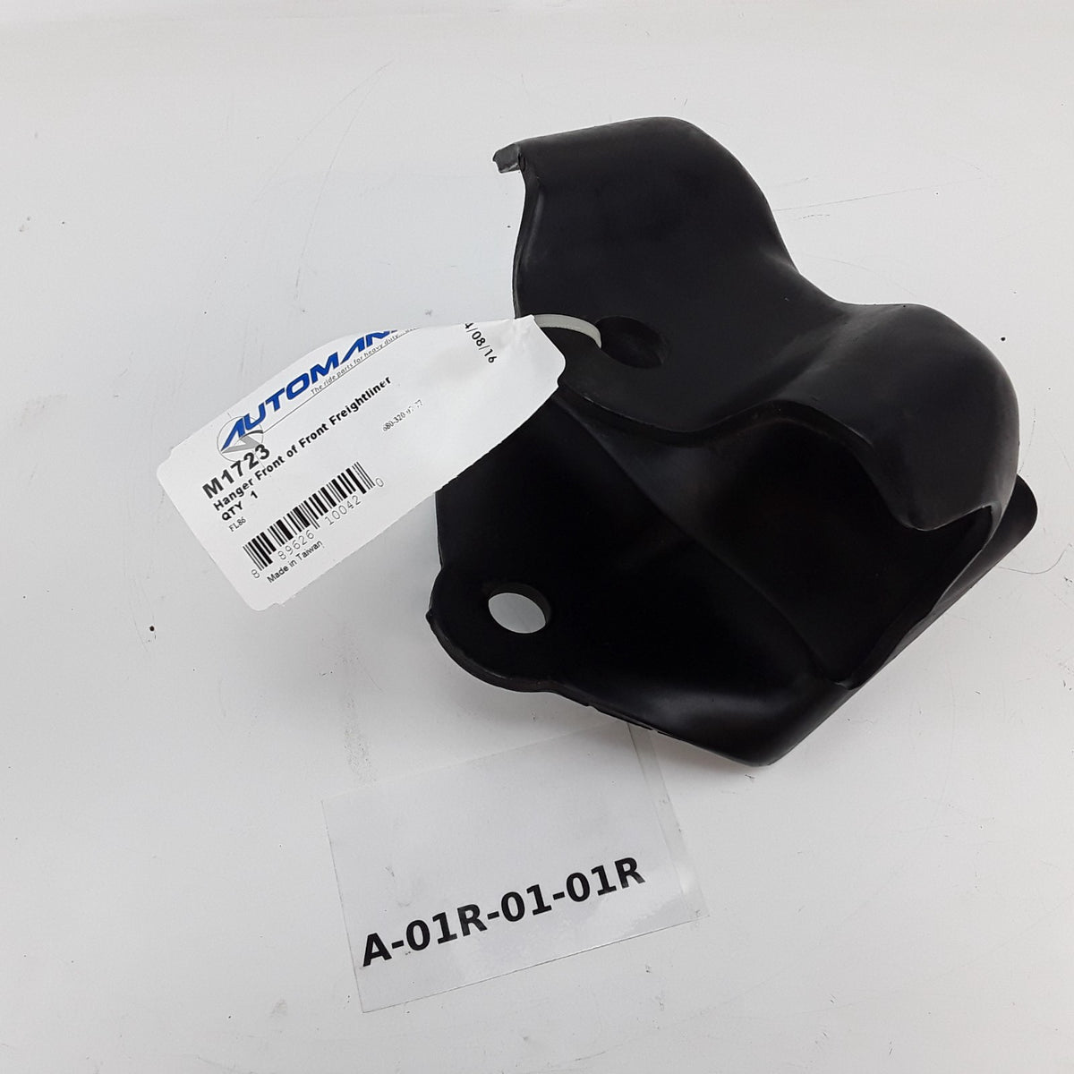 Automann M1723 Hanger Front of Front Fits Freightliner Trucks & Trailer