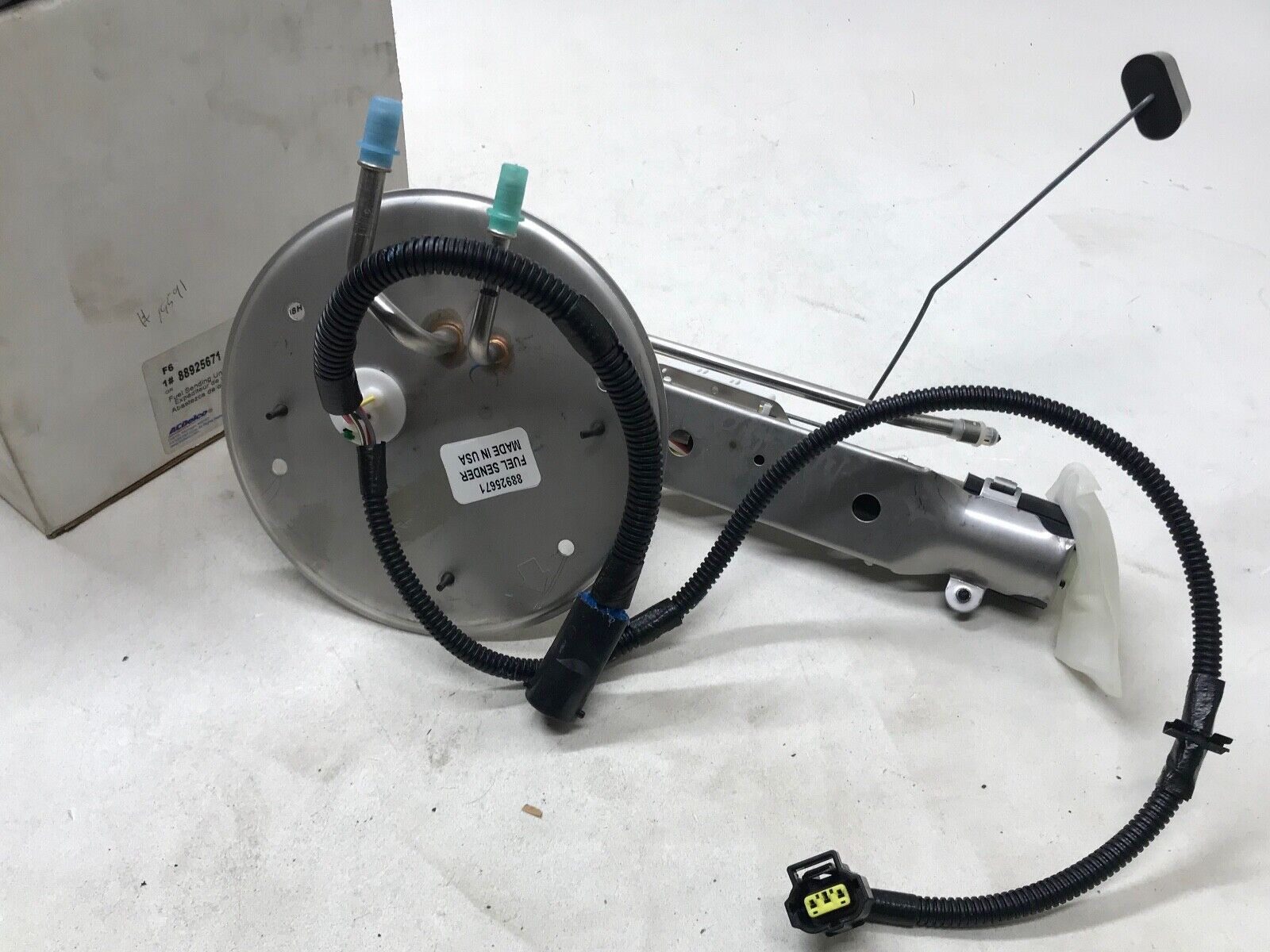 Fuel Pump and Sender Assembly GENUINE ACDelco EP2038H GM 88925671 - HotCarParts
