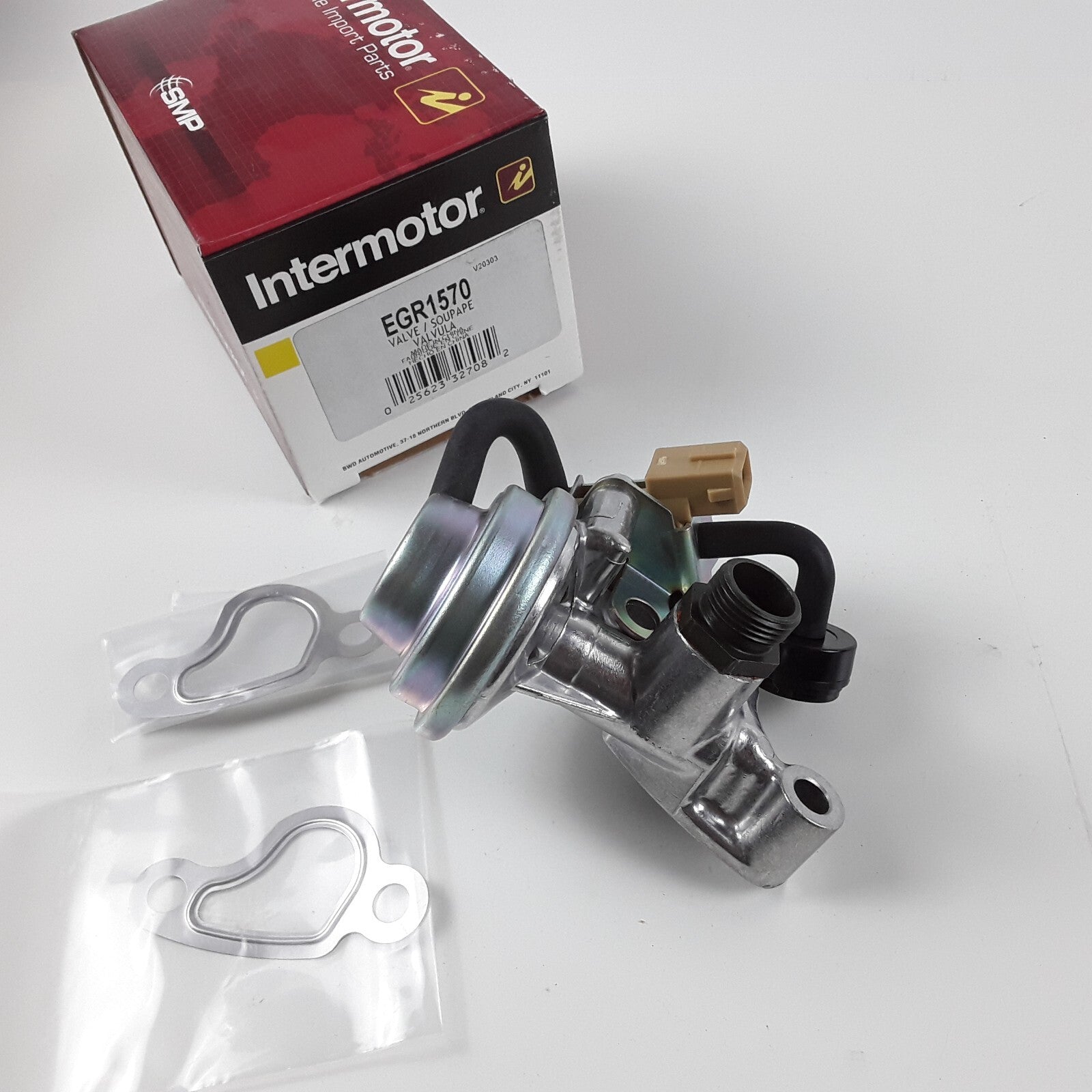 EGR Valve Fits Chrysler Crossfire Mercedes-Benz C320 E500 R500 S350 (1998-2011)