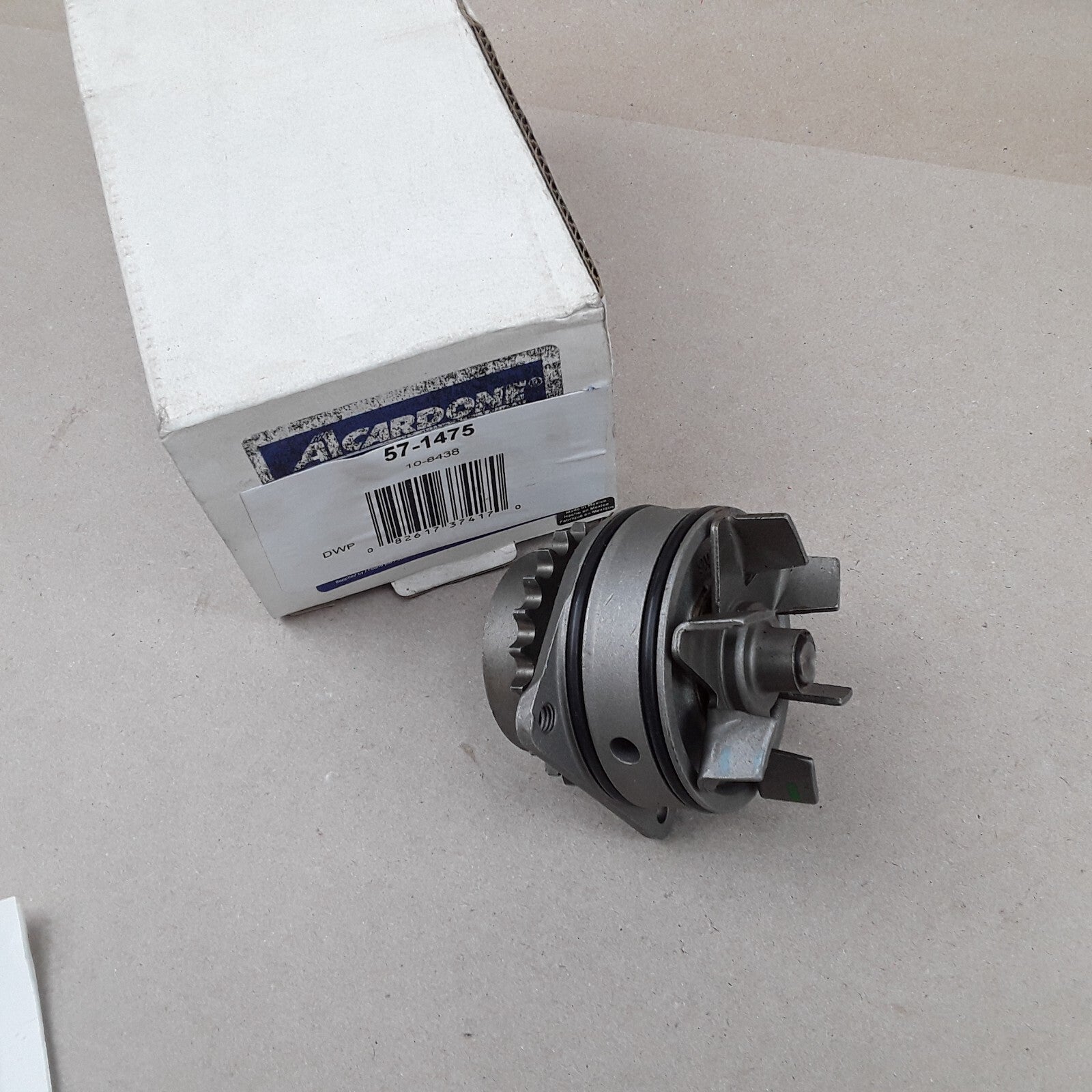 Engine Water Pump Fits Infiniti QX4 I30 Nissan Maxima Pathfinder (1995-2004)