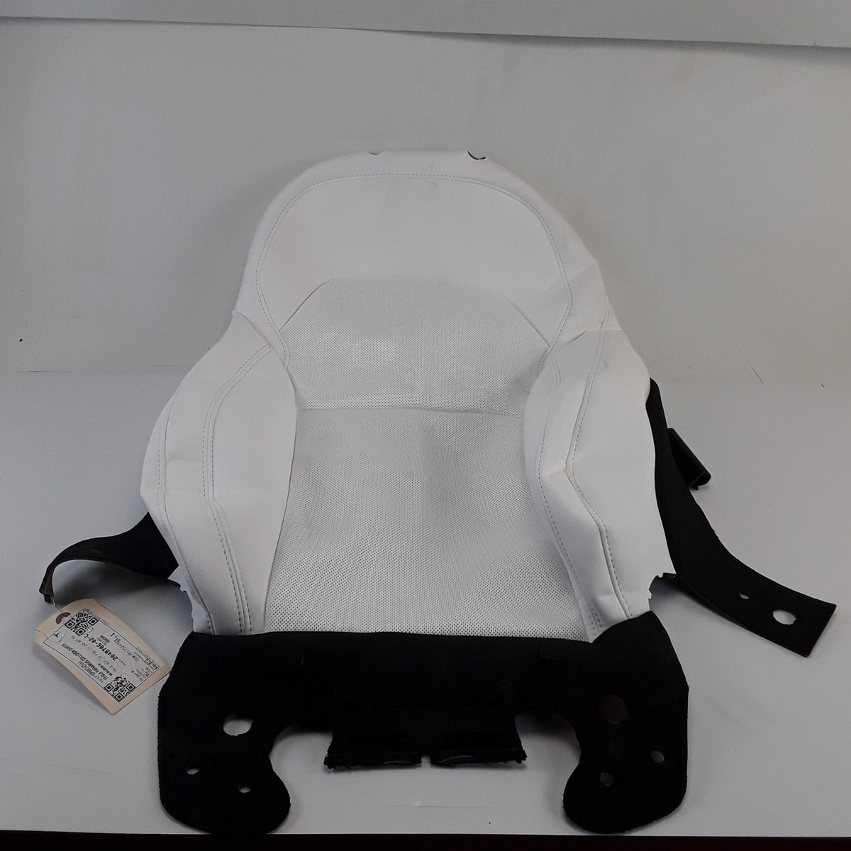 Model Y Feb 2025 Front Left Seat Back White Cover 2048706-02-C OEM