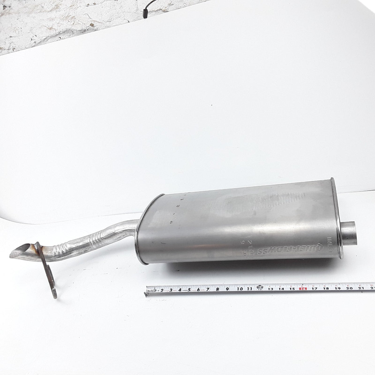 Walker 21304 Direct Fit Exhaust Muffler Assembly Fits Cadillac DeVille (1995)