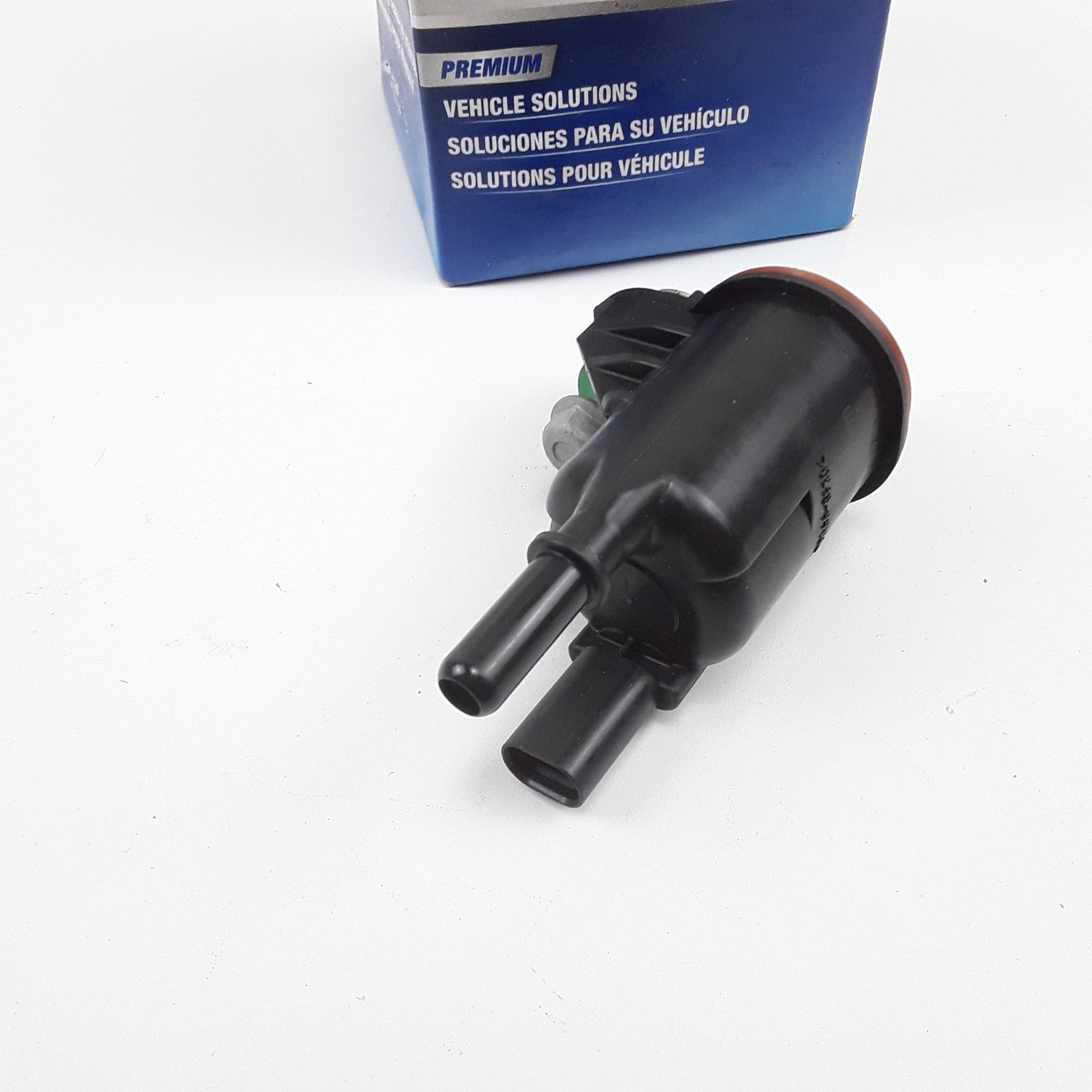 Carquest CPC2409 Canister Purge Solenoid Assembly For Chevrolet Volt (2016-2017)