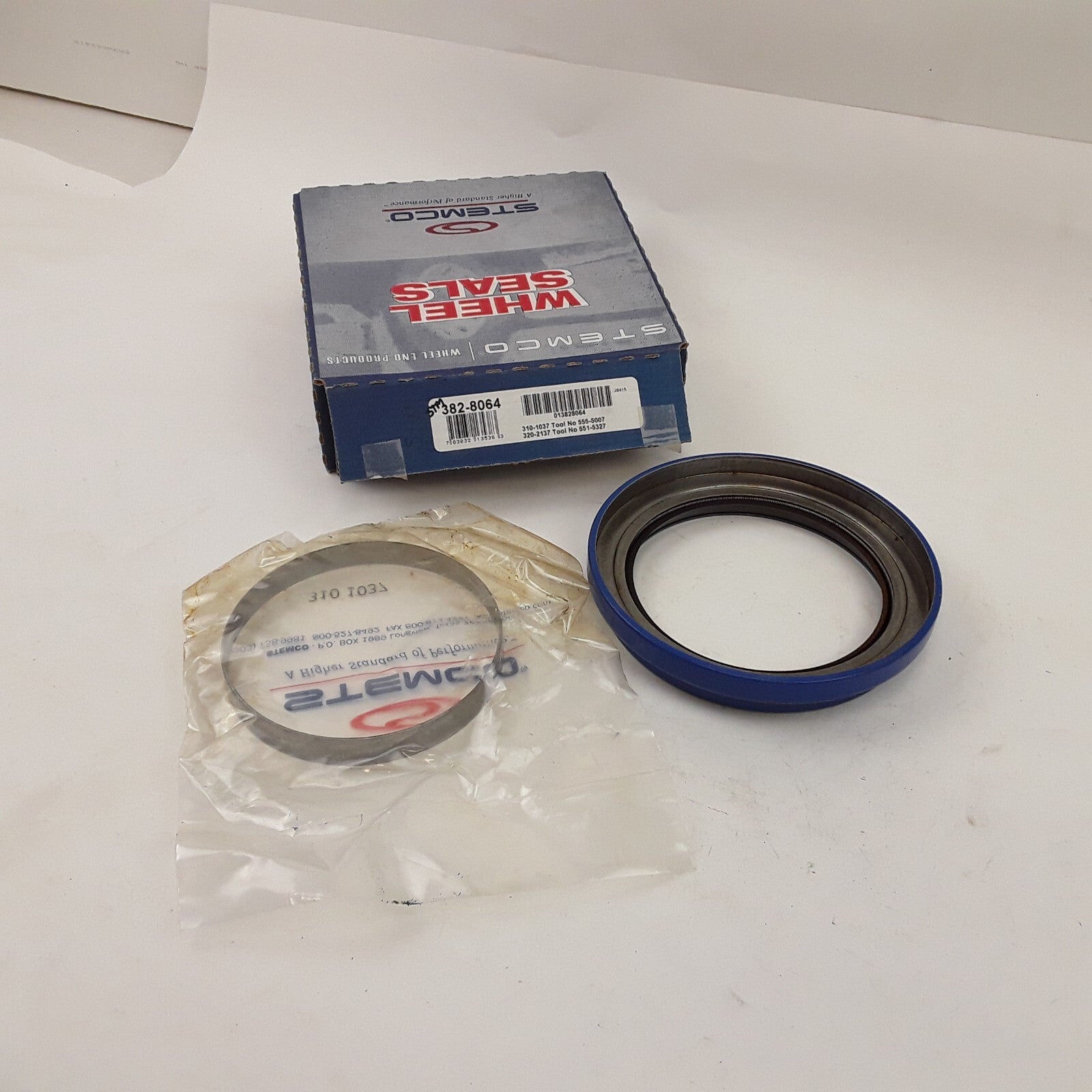 Front Wheel Hub Seal Set Fits Meritor Eaton Ford Freightliner Kenworth Navistar
