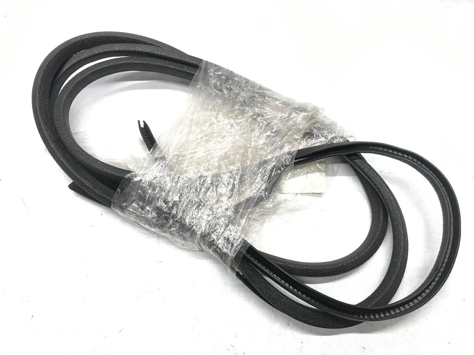DOOR SEAL 1494 SCHLEGEL 4901906 - HotCarParts