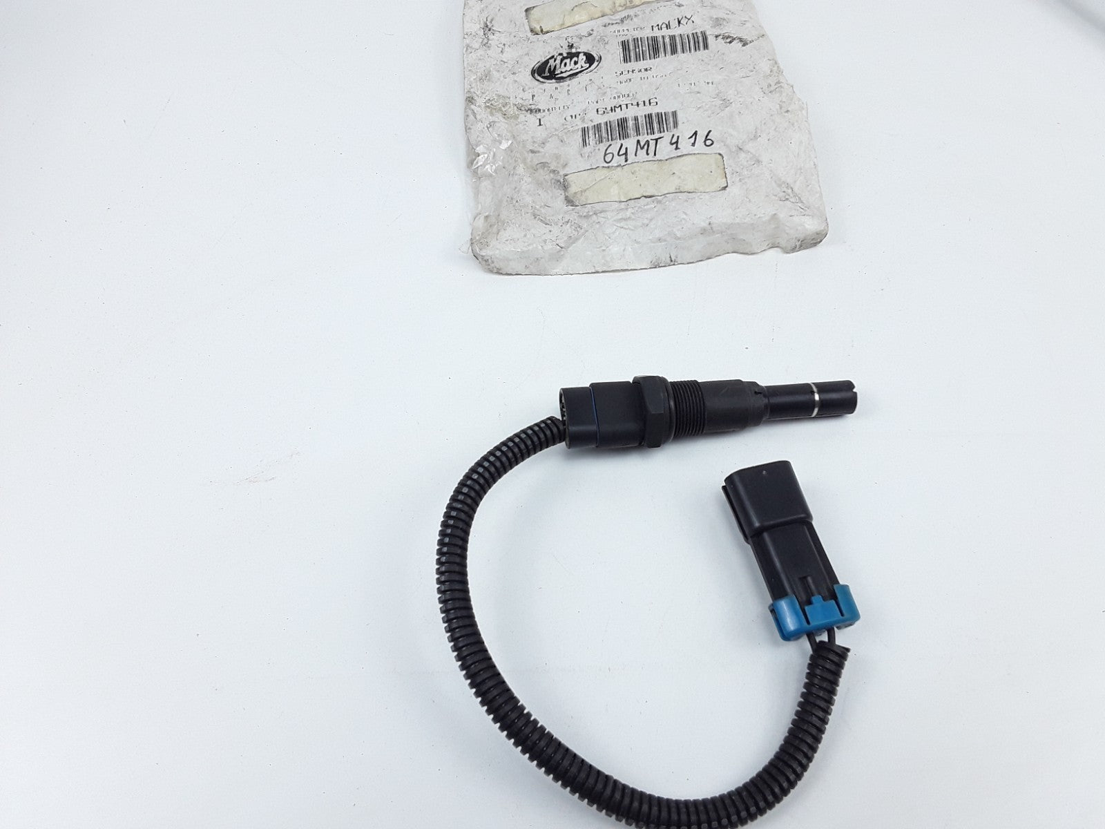 Mack 64MT416 Engine Coolant Level Sensor Assembly For Mack Trucks