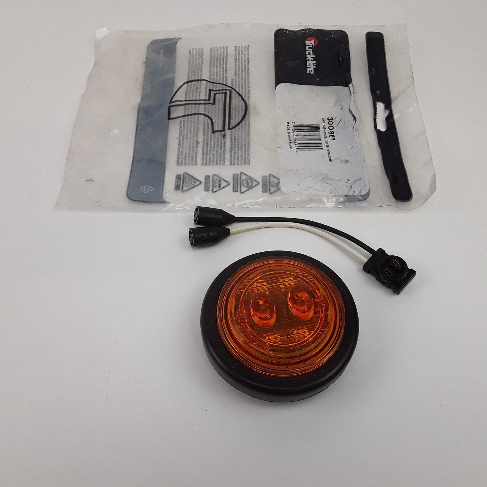 30 Series Marker Clearance Light - LED, Fit 'N Forget M/C Lamp Connection, 12v