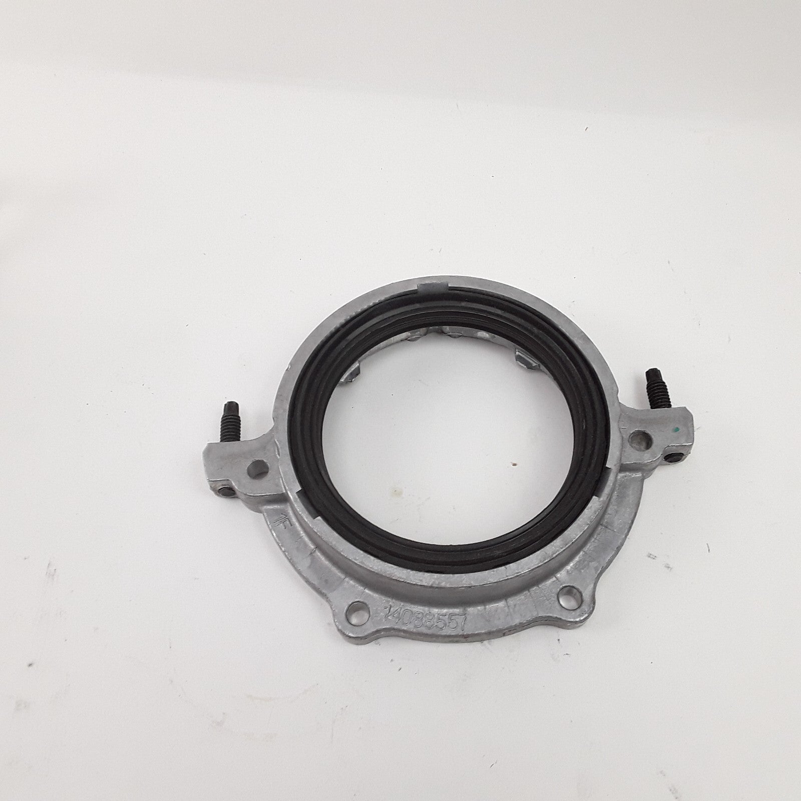 OEM Rear Oil Seal Housing Fits Chevrolet C1500 C2500 GMC K2500 K1500 1996-1999