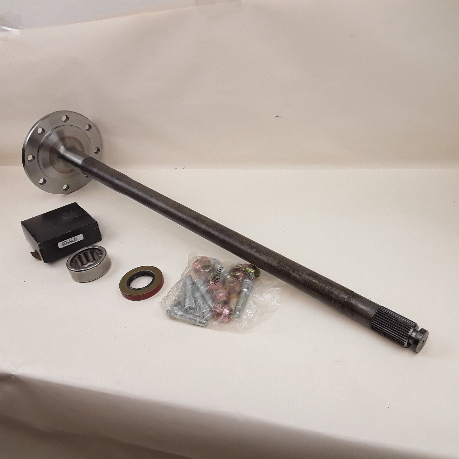 Rear Left Drive Axle Shaft Fits Chevrolet Express 2500 2004 2005 2006 2008 2009