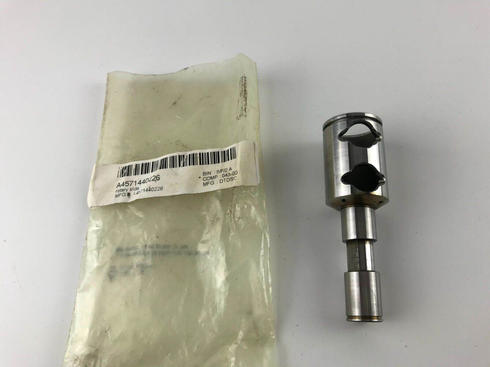 GENUINE OEM Detroit diesel ROTARY SLIDE A4571440226 DDEA4571440226 FAST SHIPPING - HotCarParts