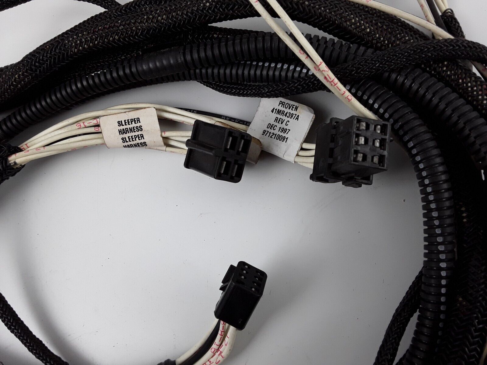 Truck Mack 41MR4397A Sleeper Electrical Harness Cable Wires With Connector Plug - HotCarParts