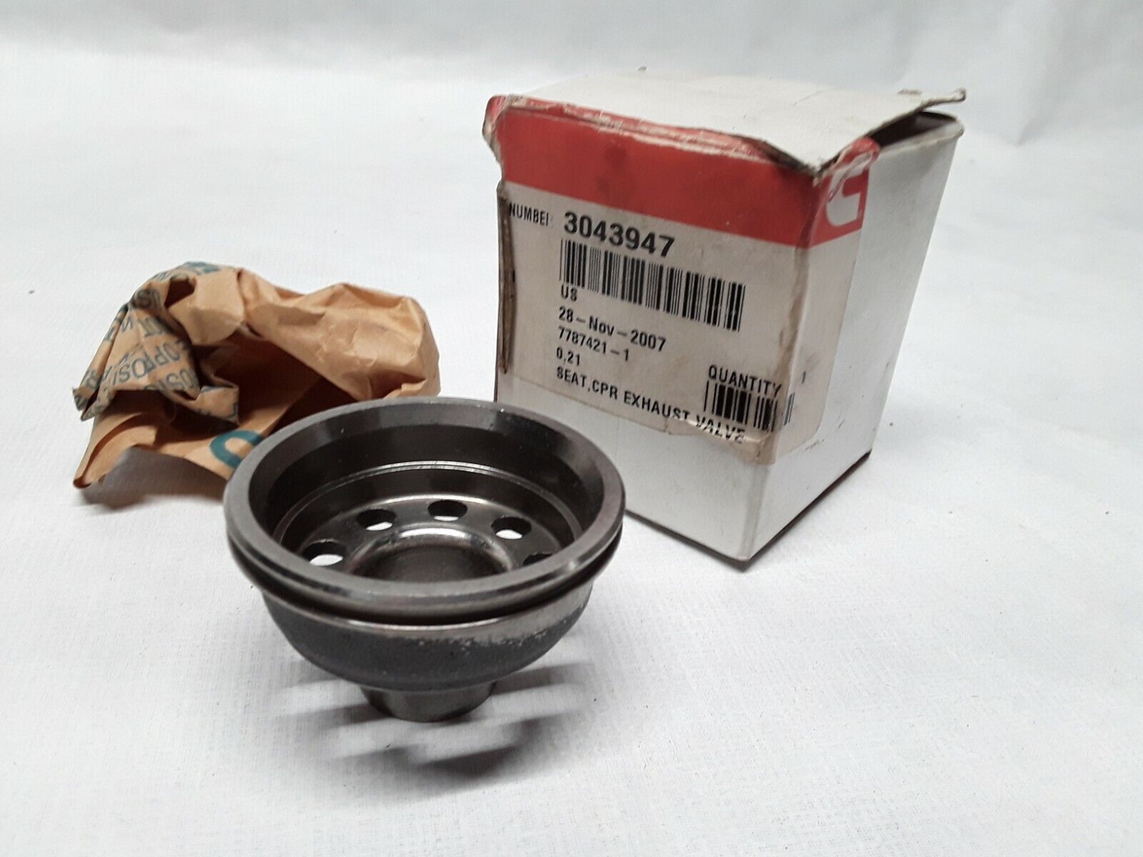 Cummins SEAT,CPR EXHAUST VALVE 3043947 FAST SHIPPING PRIORITY MAIL - HotCarParts