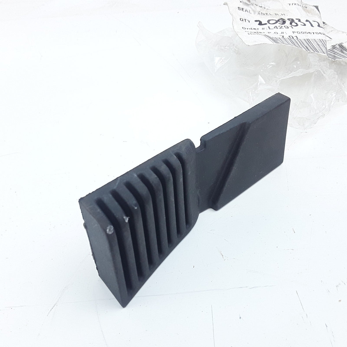 Right Hand (RH) Seal Panel Fits Hyster S155FT S6.0FT S135FT S7.0FT Forklifts