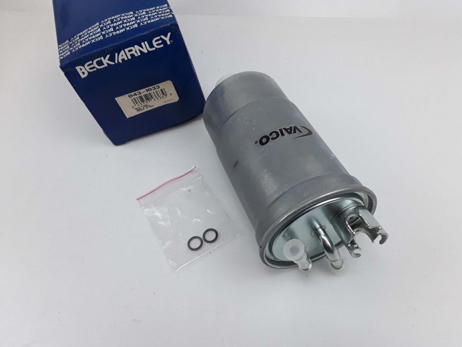 Fuel Filter Fits Volkswagen Jetta Beetle Golf Passat (1998 1999 2000 2001-2006)
