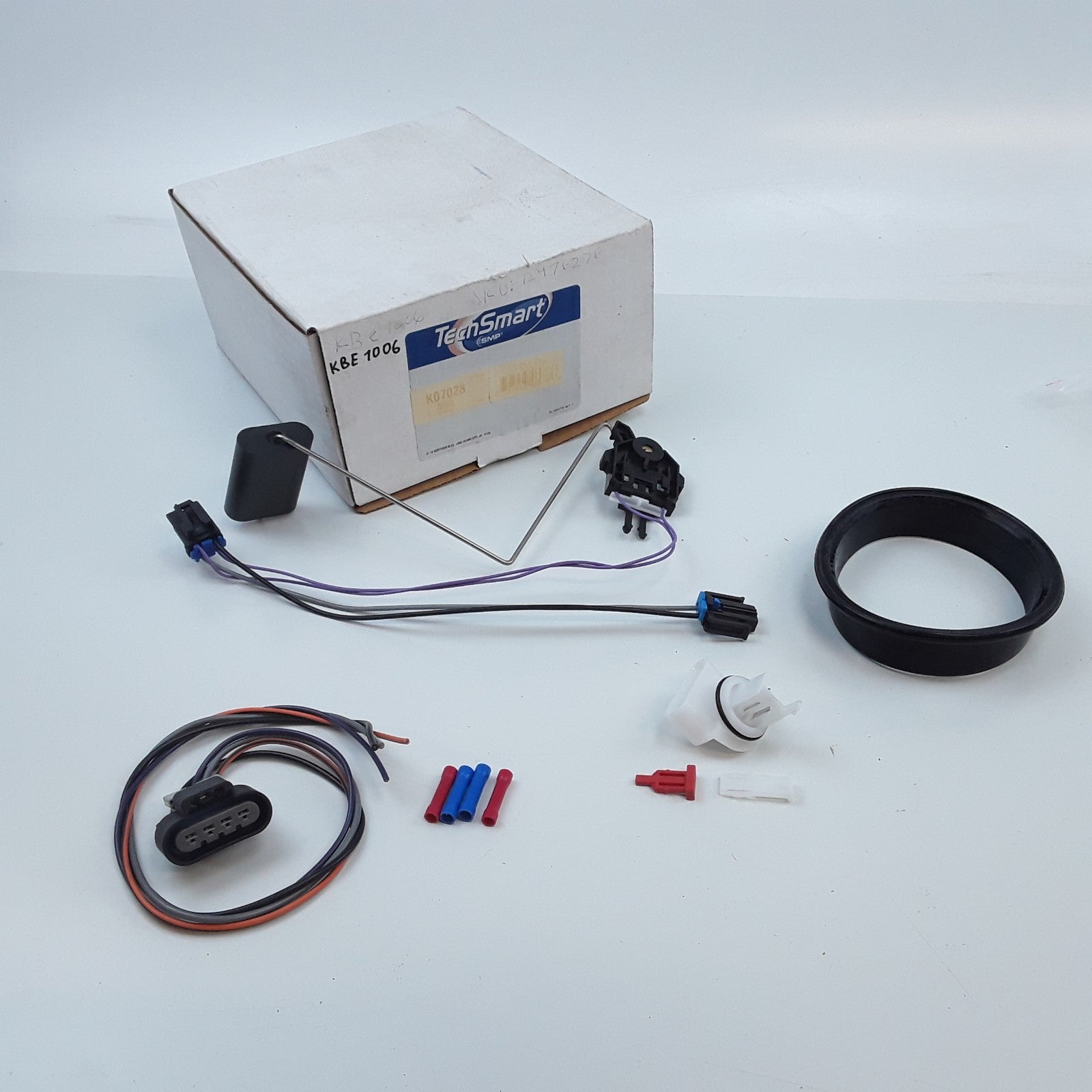 Fuel Level Sensor For GMC Sierra 1500 2500 Chevrolet Silverado 1500 3500 1999-04