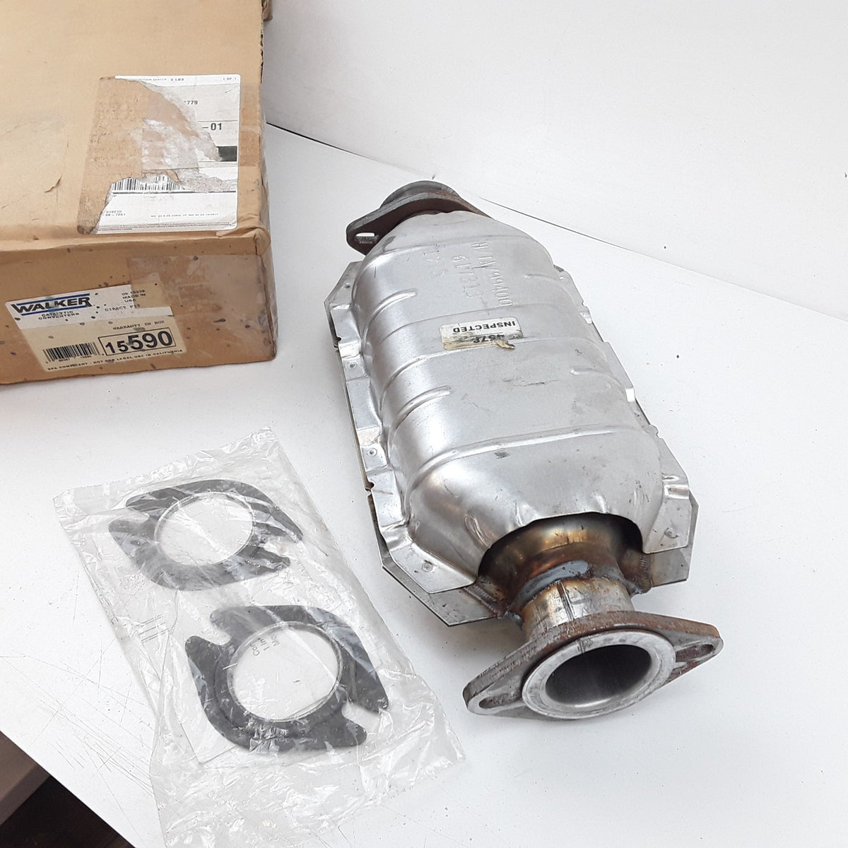 Standard EPA Catalytic Converter Fits 1989-96 Mazda 626 MPV B2200 Ford Probe