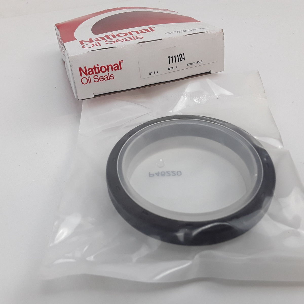 Engine Crankshaft Seal Fits Ram 1500 Jeep Grand Cherokee (2014 2015 2016-2019)