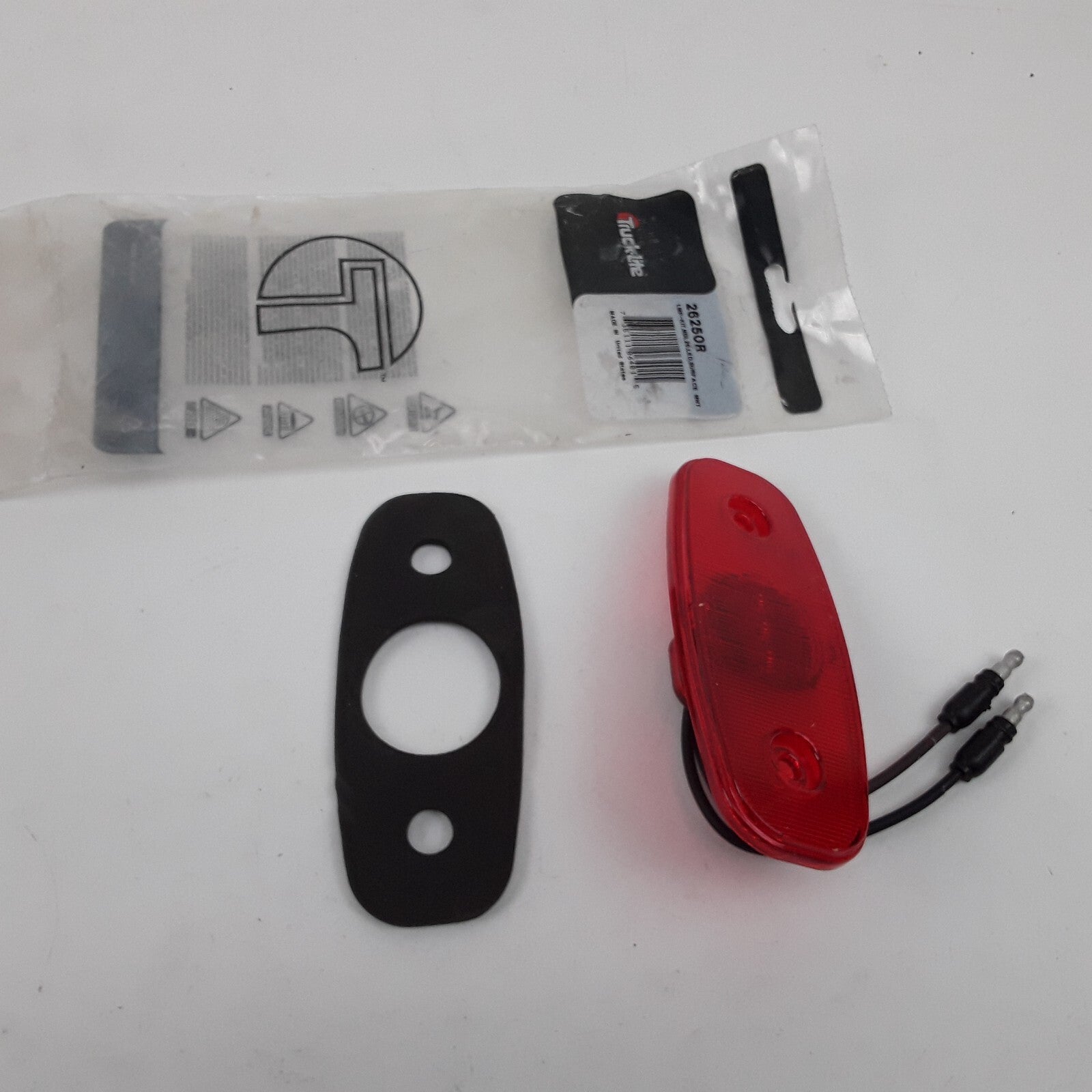 Truck-Lite 26250R 26 Series Marker Clearance Light Hardwired Lamp Connection