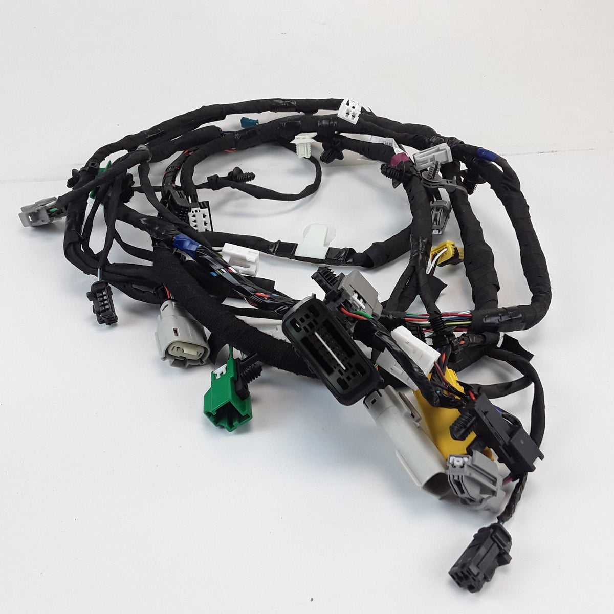 1637637-00-C 7-Seater Left 2nd Row Seat Harness For Tesla Model X 2021-2025 OEM
