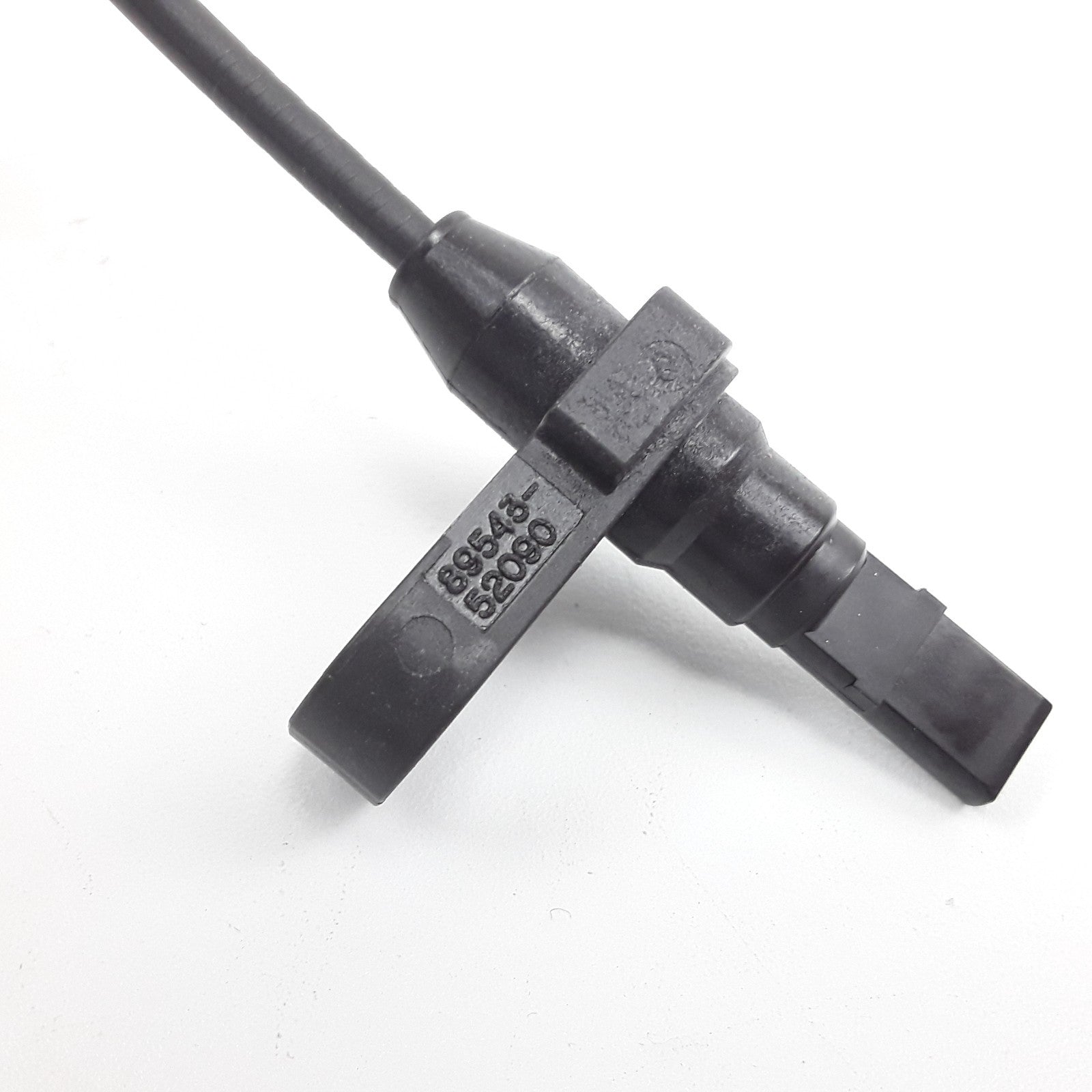 Front Left ABS Speed Sensor Fits Toyota Yaris 2011 2012 2013 2014 2015 2016-2018