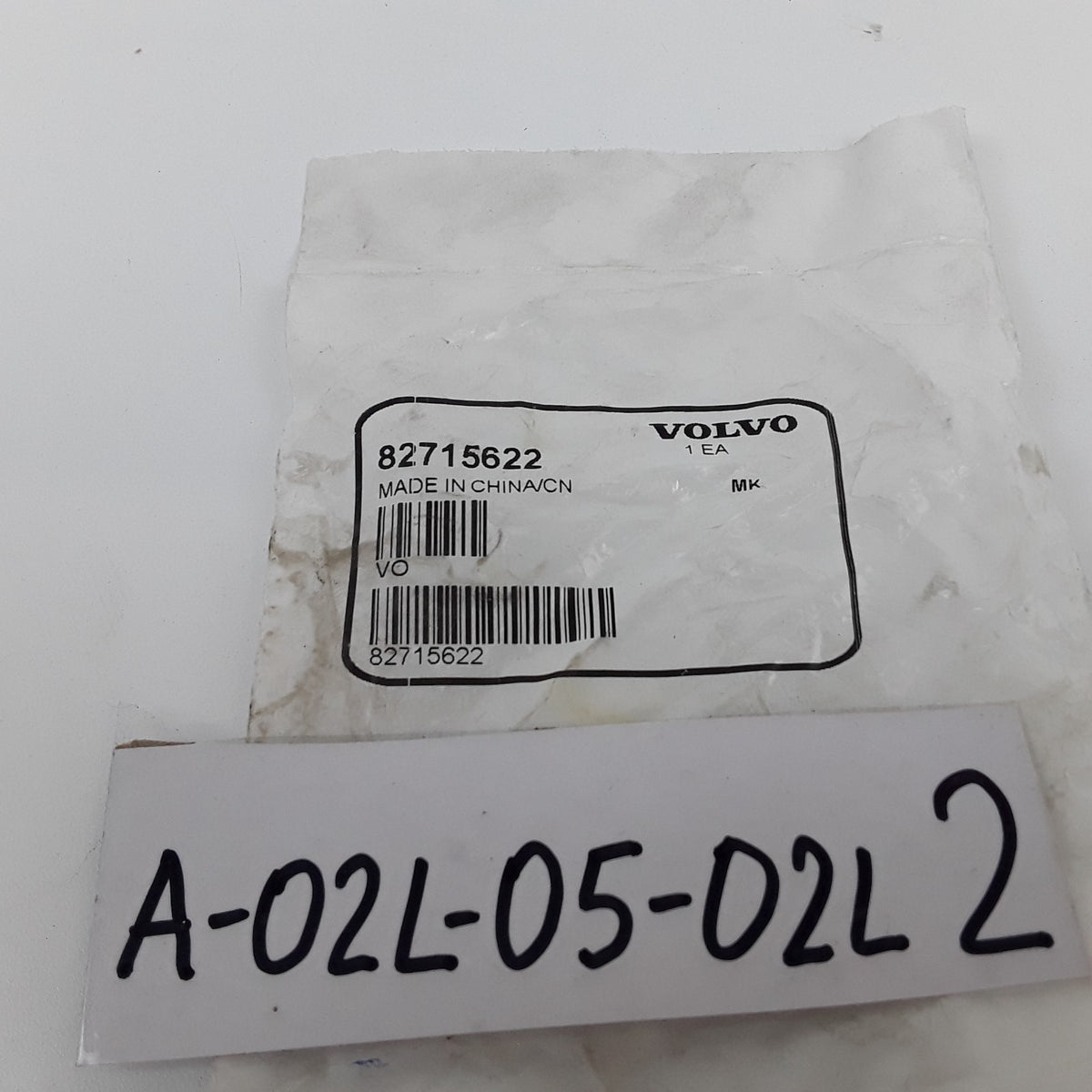 Windshield Washer Fluid Reservoir Filter 82715622 For Volvo VNR, VHD, & VNX