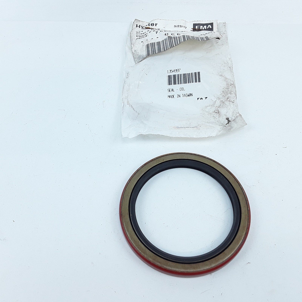 Oil Seal Fits Hyster J40XM2 E65XM2 S60XM J55XM2 J50XM2 J50Z E50Z J60XM2 Forklift
