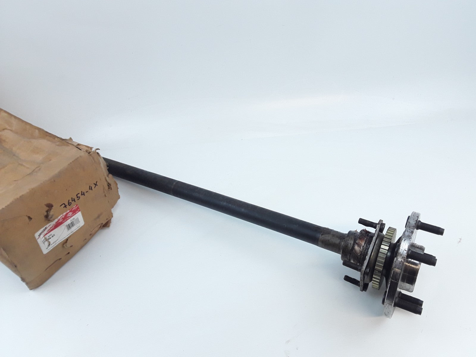 Rear Left Drive Axle Shaft Fits Jeep Grand Cherokee (1999 2000 2001 2002-2004)
