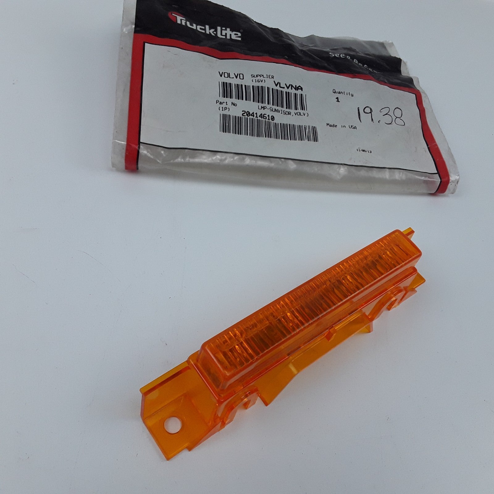 Amber Cab Roof Top Marker Light Lens 20414610 For Volvo VNM/ VNL Truck 2003-Up