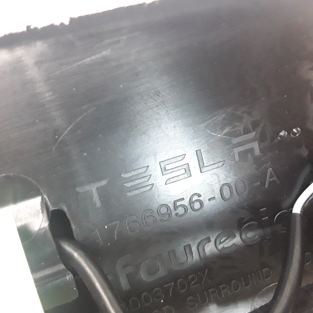 For Tesla Model 3/Y Right Passenger Dashboard Storage Glove Box 1766956-00-A OEM