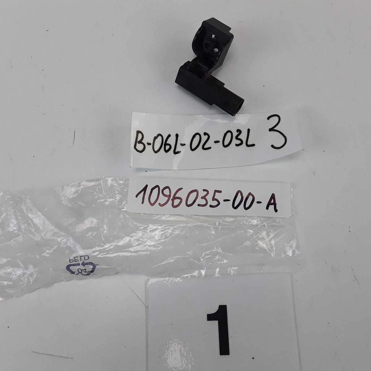 For Tesla Model S X 3 Y 2017-2025 First Row Seat Position Sensor 1096035-00-A