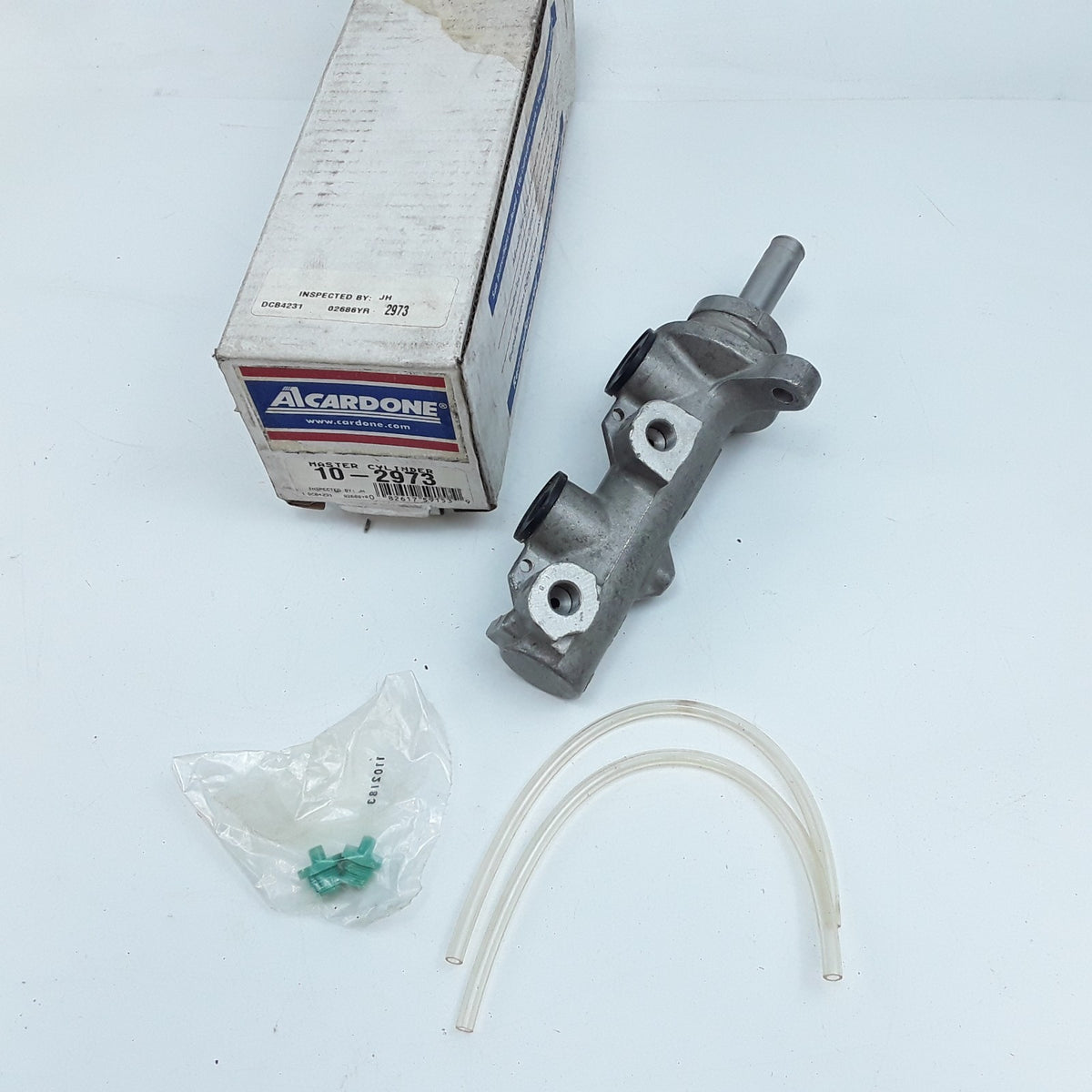 Front Rear Brake Master Cylinder Fits Dodge Caravan Chrysler Voyager (2001-2002)
