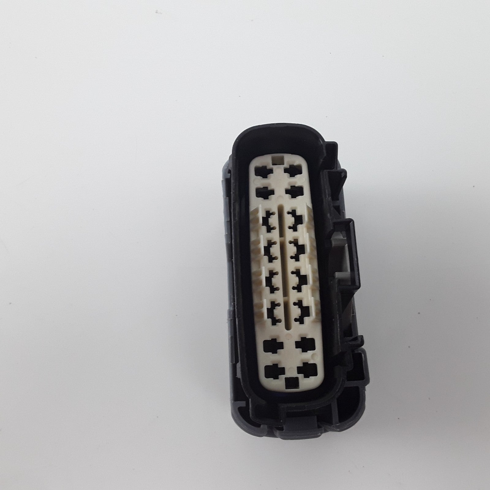 Express F934000 24 Way Female Apex Car Headlight Lamp Connector Socket Black