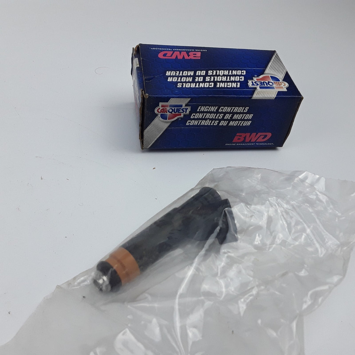 Fuel Injector Fits Ford Econoline F-150 Heritage F-150 E-150 E-250 (1999-2004)