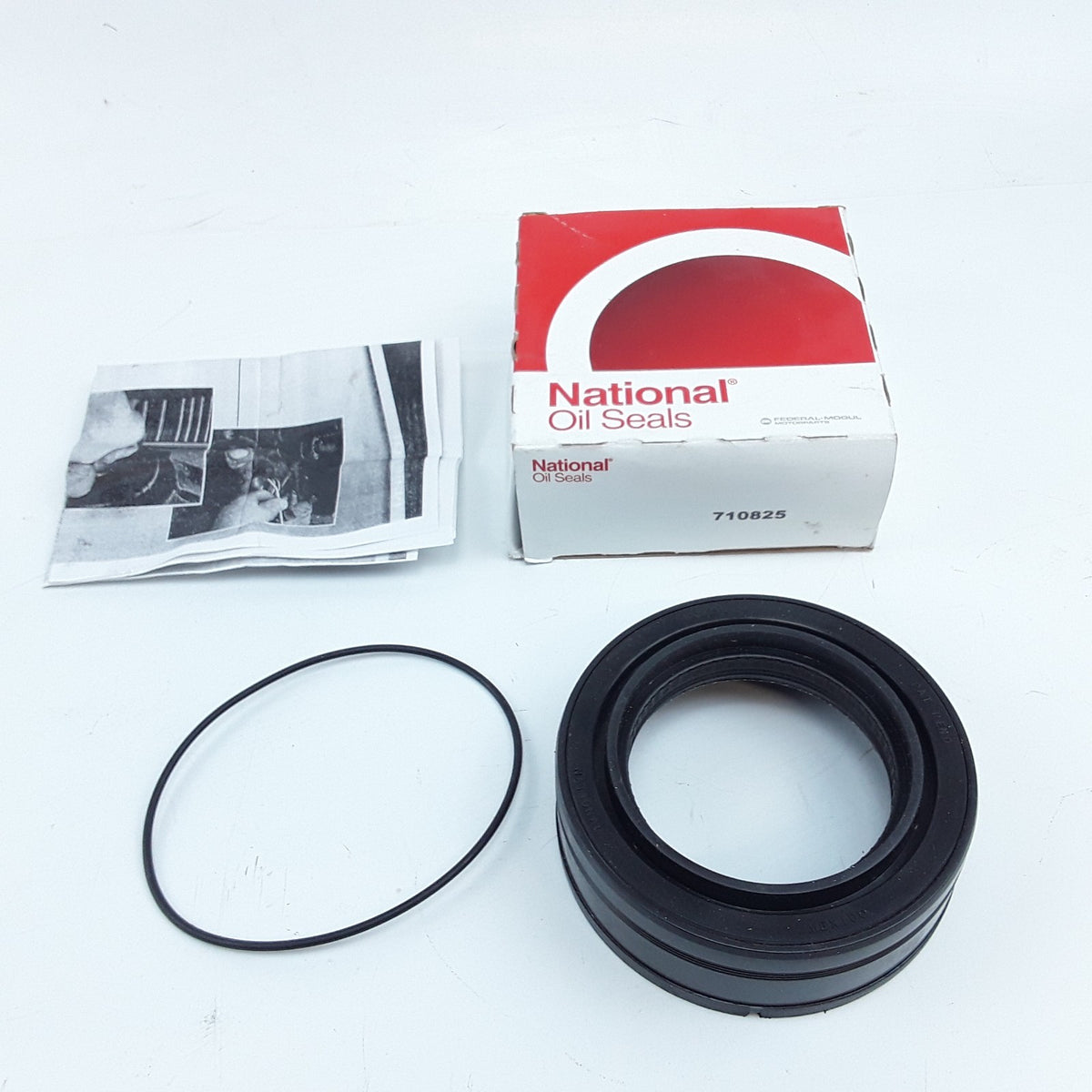 Drive Shaft Seal For Ford F-250 F-350 F-450 F-550 Super Duty Excursion 1999-2004