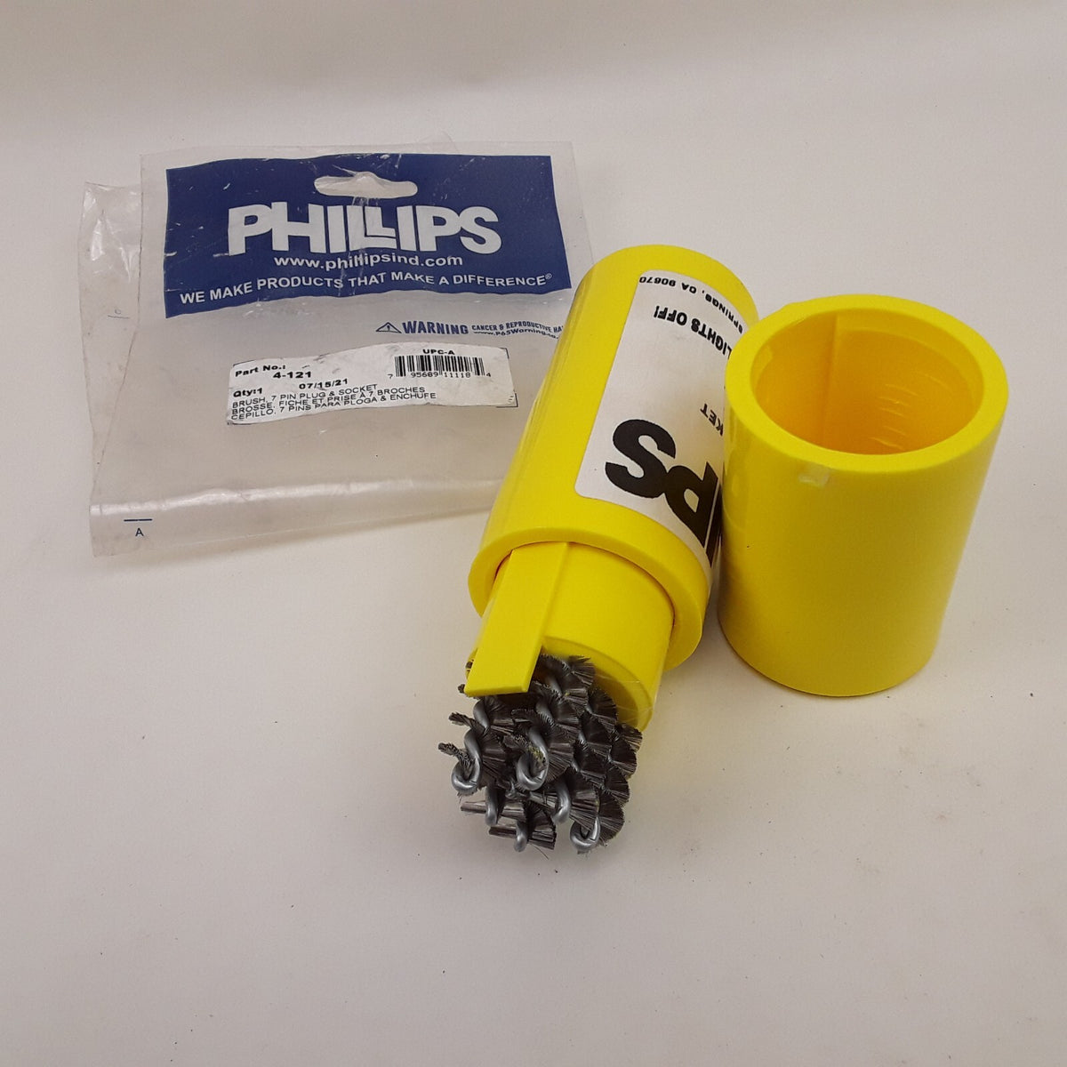 Phillips Industries 4-121 Car 7-Way Plug & Socket Brush Stainless Steel Bristles