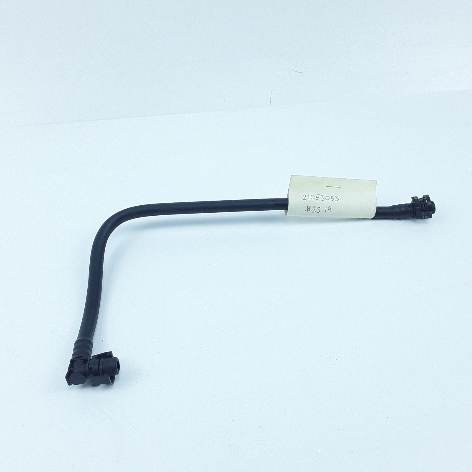 OEM Coolant Expansion Tank Hose 21053033 For Volvo & Mack MP7 MP8 VNL VNM Series