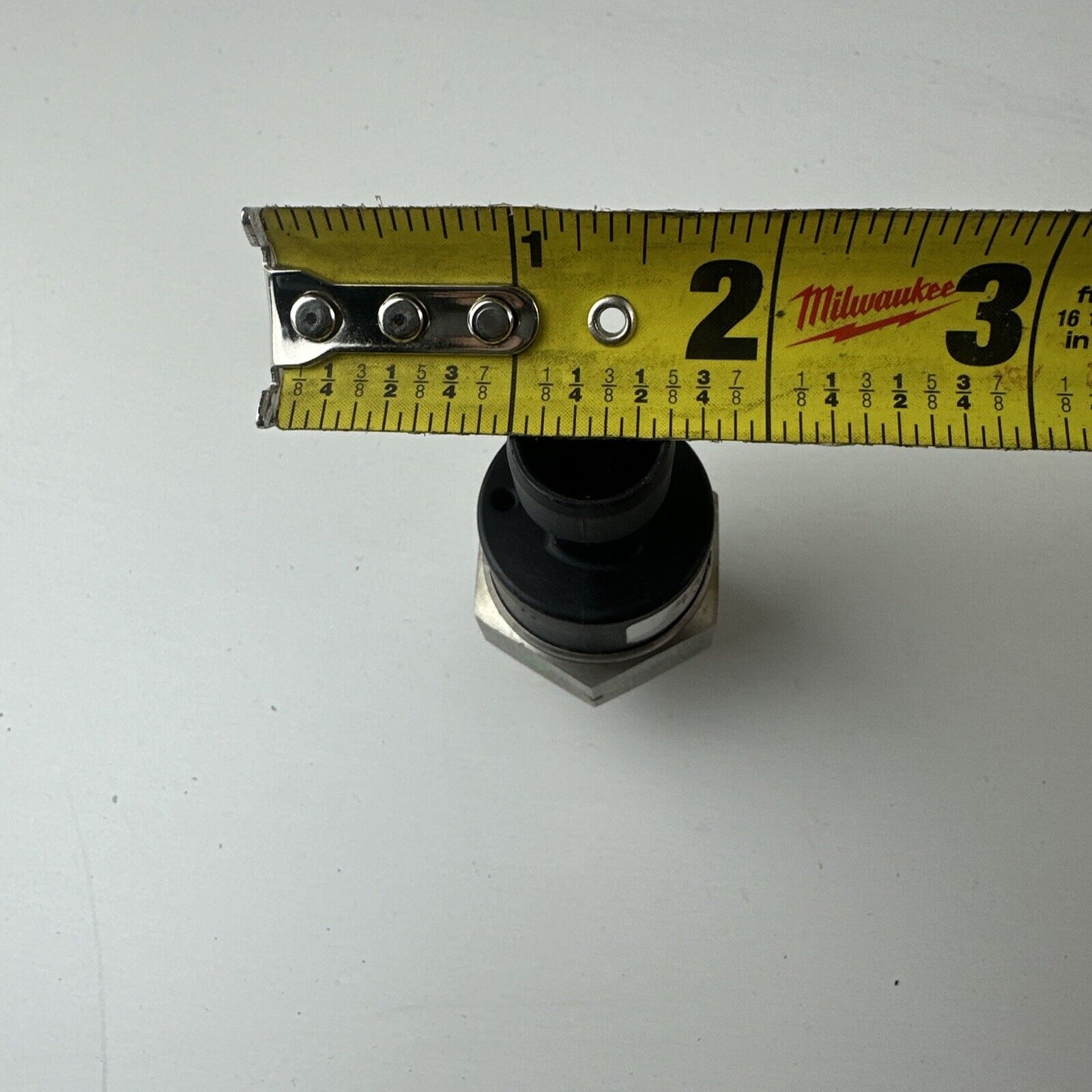 Detroit Diesel 23530778 SENSOR PRESSURE TRANSDUCER AIR INLET INT MFD. SERIES 50 - HotCarParts