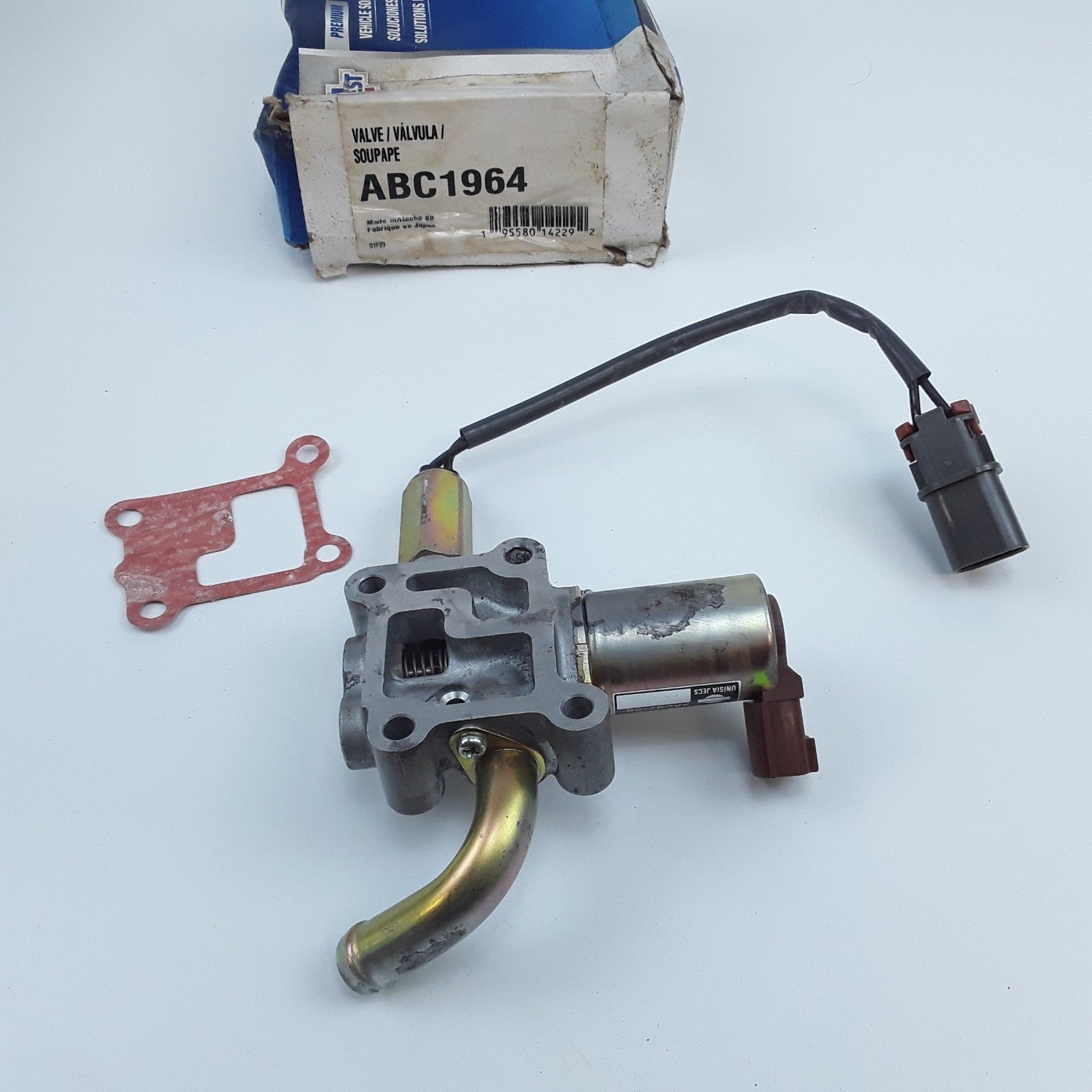 Idle Air Control Valve Fits INFINITI QX4 Nissan Pathfinder (1996 1997 1998 1999)