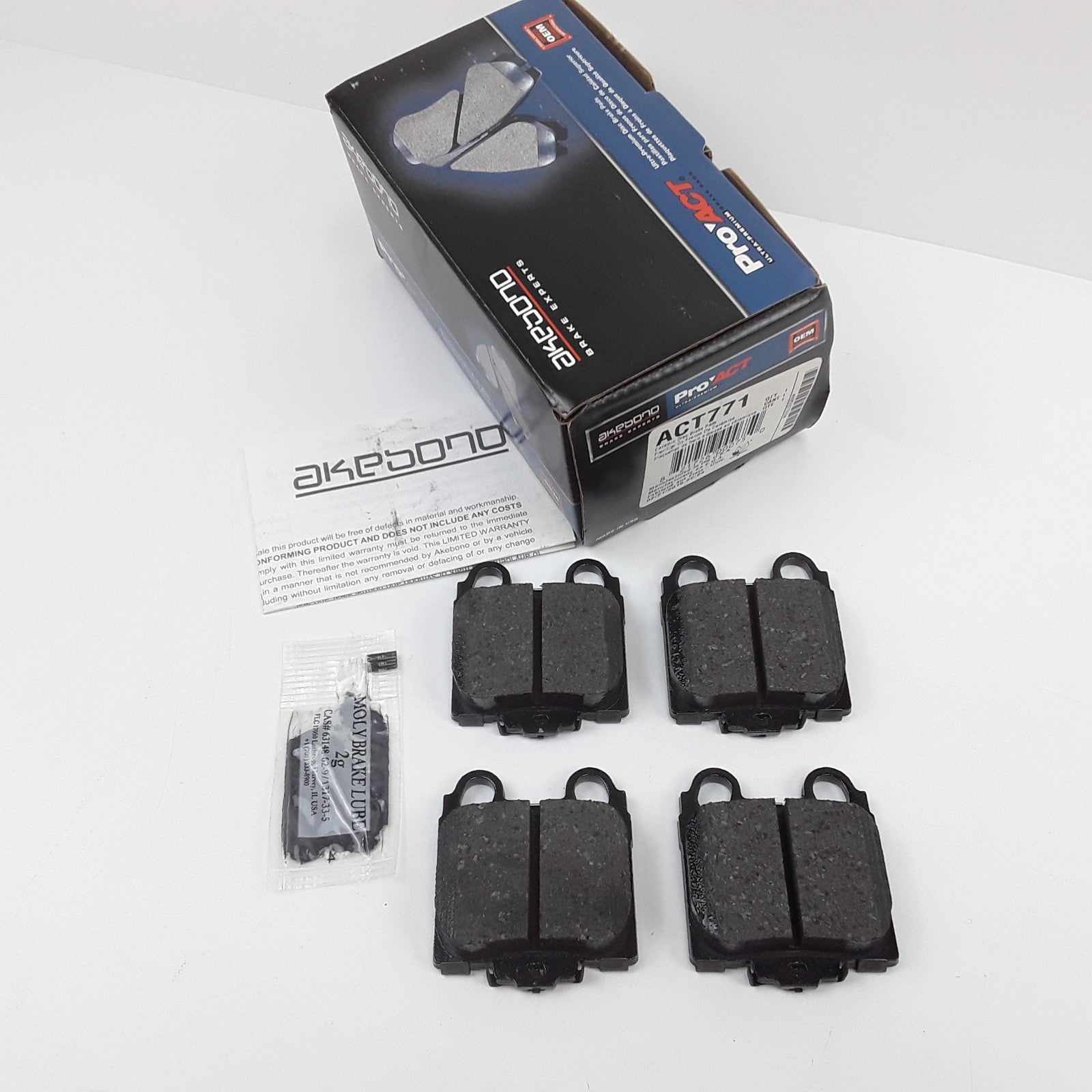 Rear Disc Brake Pad Fits Lexus SC430 IS300 GS400 GS430 GS300 (1998 1999-2010)