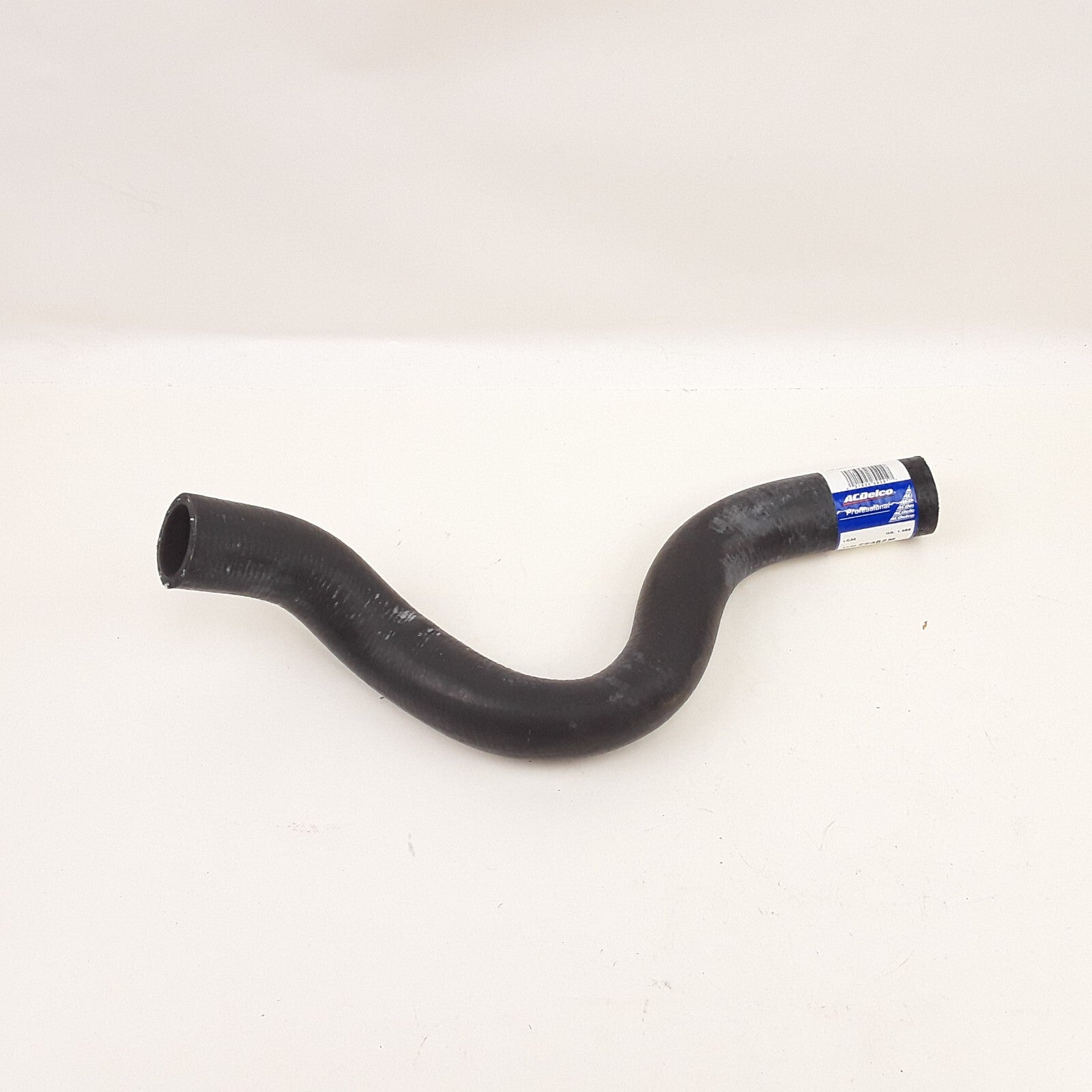 Upper Radiator Coolant Hose Fits Buick LaCrosse 2005-09 Chevrolet Impala 2004-05