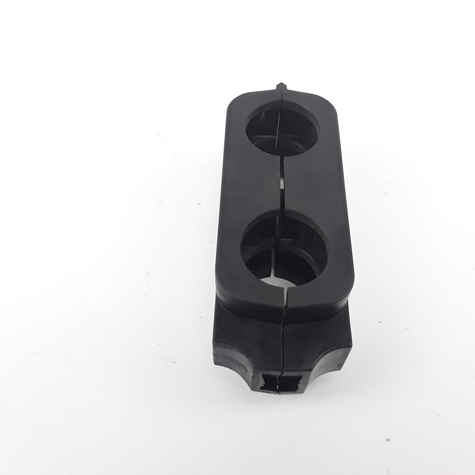 Multi Purpose Exhaust Attaching Clamp 22769572 For Volvo & Mack Trucks Series