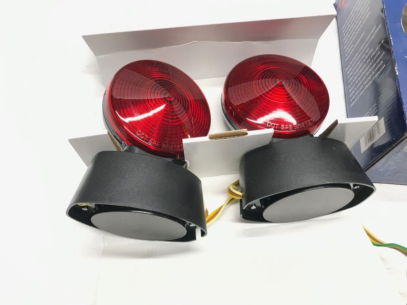 GROTE Magnetic Car Or Truck Towing Kit Tail Turn Stop Light Red 65730-5 - HotCarParts