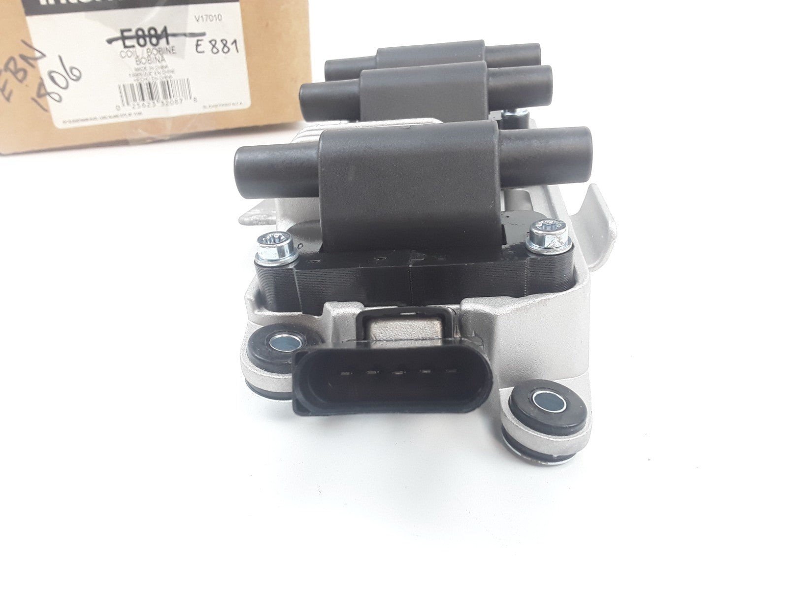 Ignition Coil For Audi A4 A6 Quattro A6 A4 Volkswagen Passat 1998 1999 2000-2005