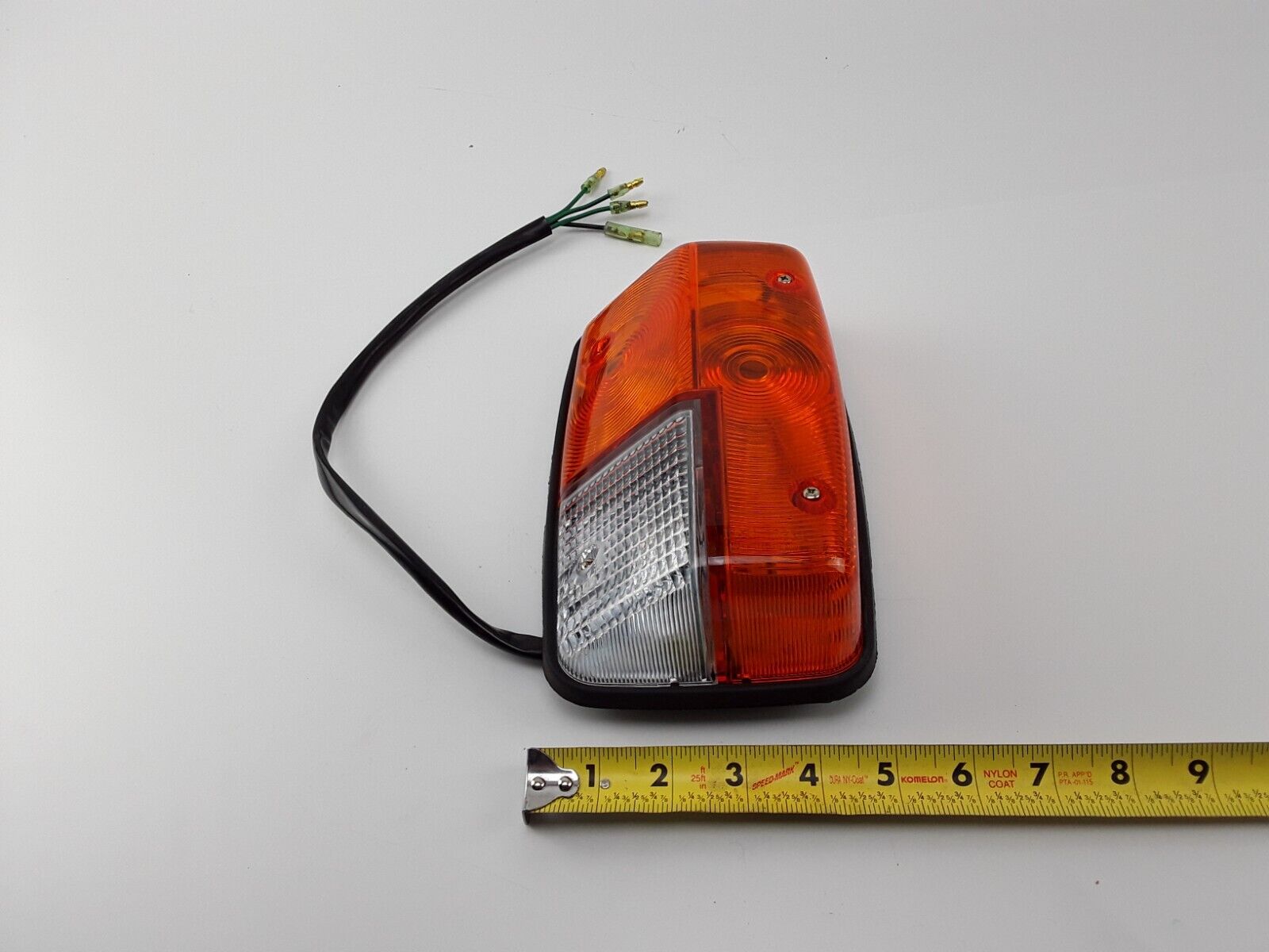 For Isuzu Bus Hino Corner Lamp Signal Marker Light Front 24 Volt Free Shipping - HotCarParts