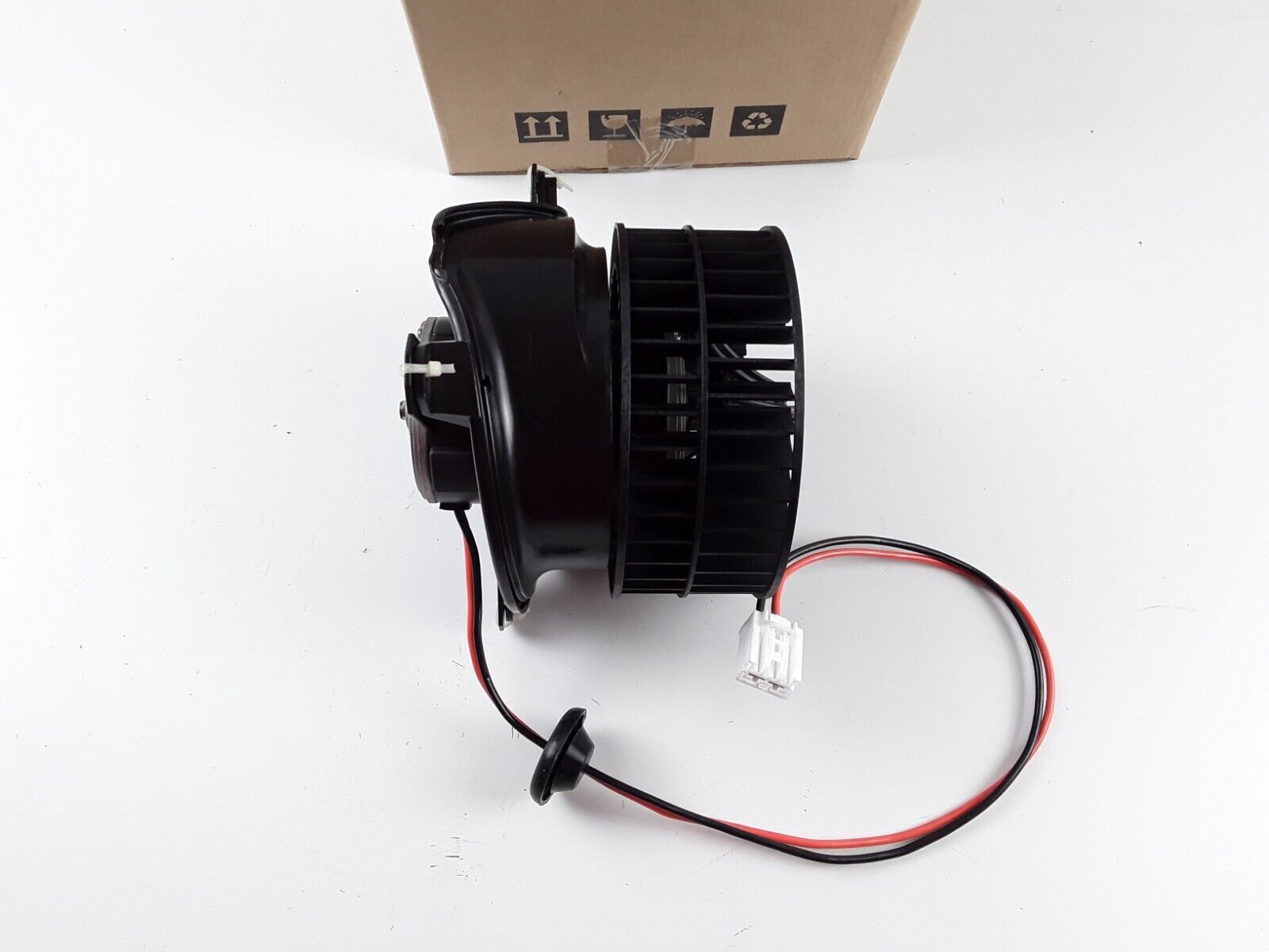 A/C Blower Motor For International Navistar LoneStar ProStar TranStar 2008-2011 - HotCarParts