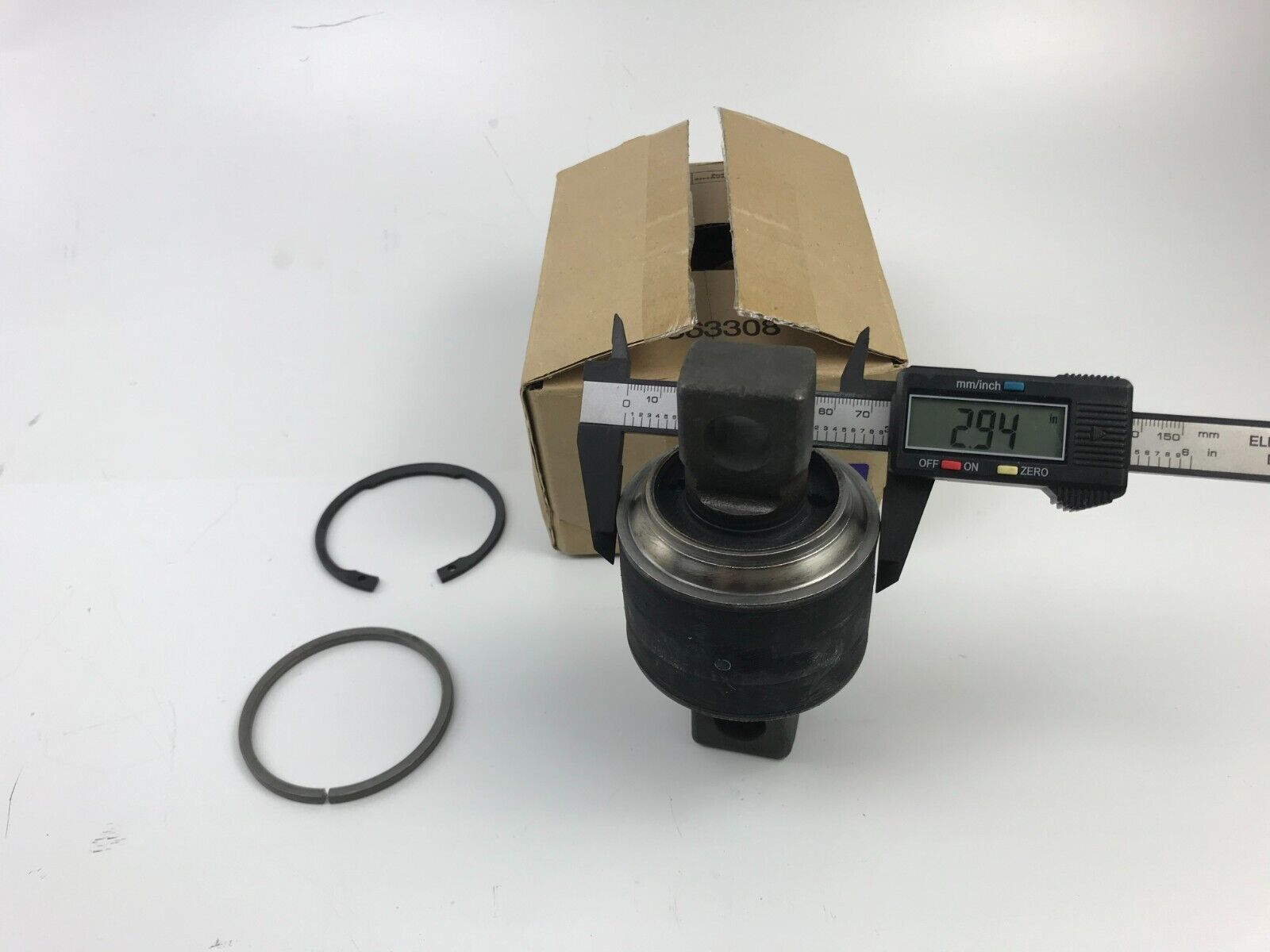 GENUNE OEM VOLVO VOE11043031 BEARING SILENTBLOCK SUSPENSION 11043031 FAST SHIPP - HotCarParts