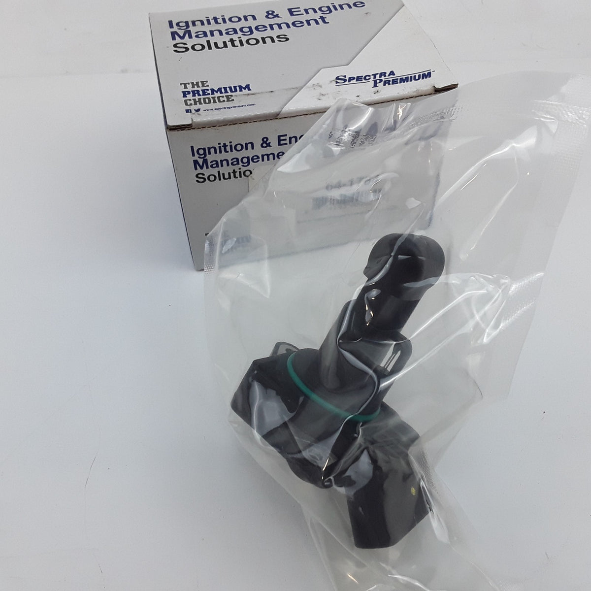 Mass Airflow Sensor Fits Chevrolet Lexus Toyota (2000 2001 2002 2003 2004-2010)