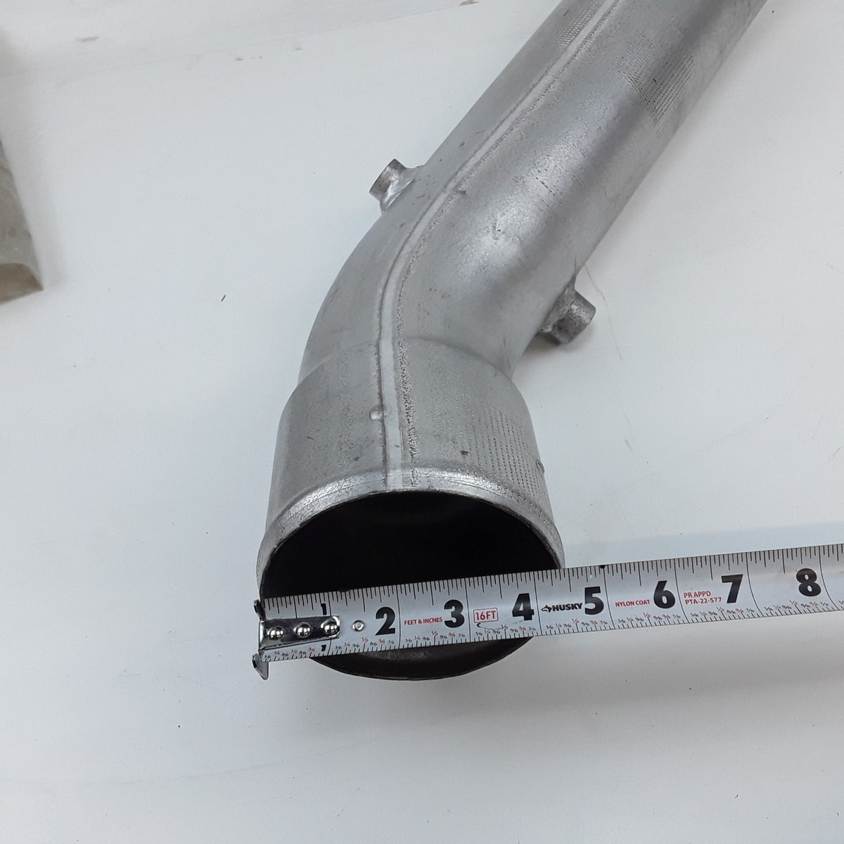 International 2035957C1 Multi-Purpose Pipe Fits International Navistar Trucks