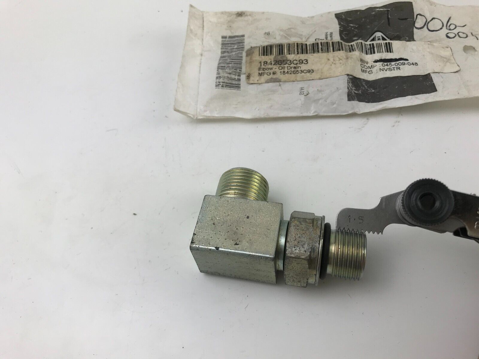 GENUINE OEM International 1842653C93 ADAPTER ELBOW Ref. 842653C92 FAST SHIPPING - HotCarParts