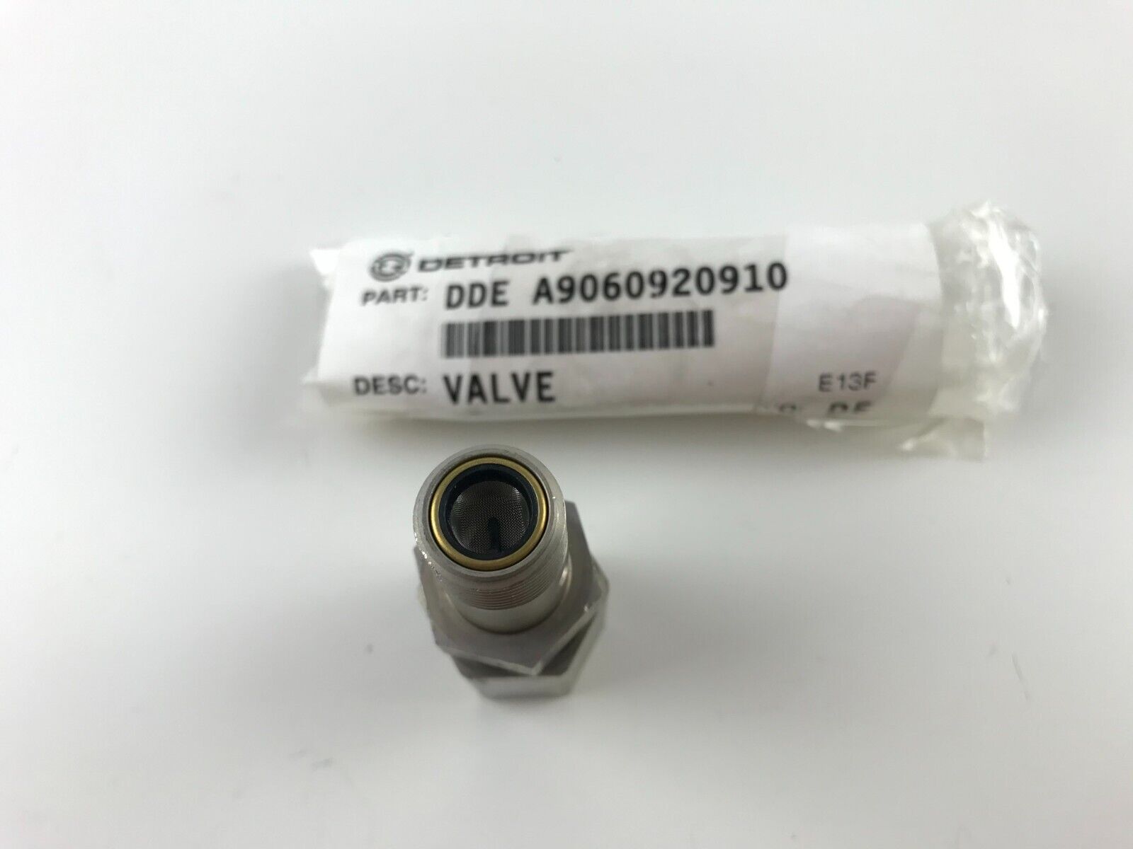 GENUINE OEM Detroit Diesel VALVE A9060920910 DDEA9060920910 for Mercedes 926 - HotCarParts
